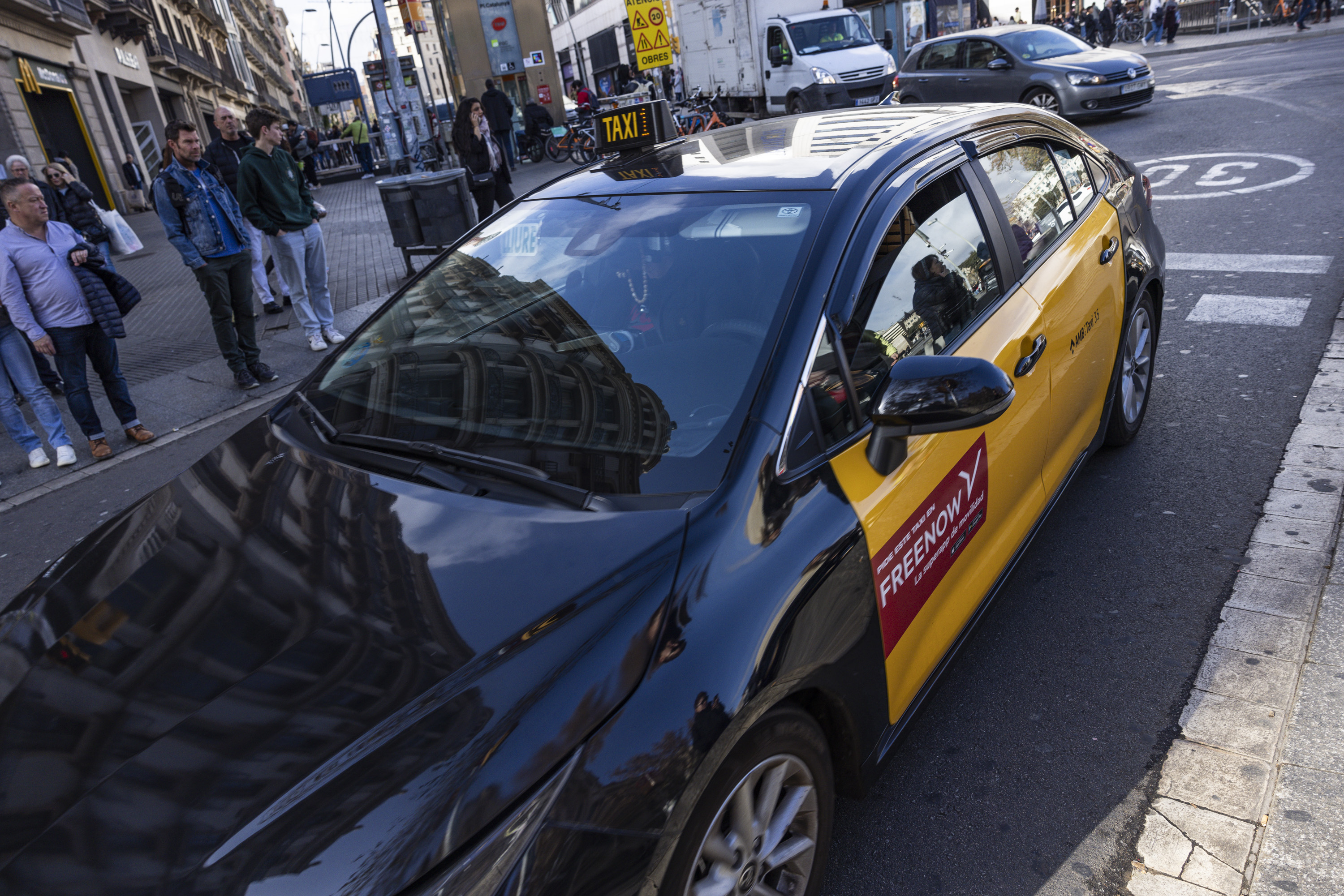 Élite Taxi es planteja convocar mobilitzacions a favor de les càmeres als vehicles