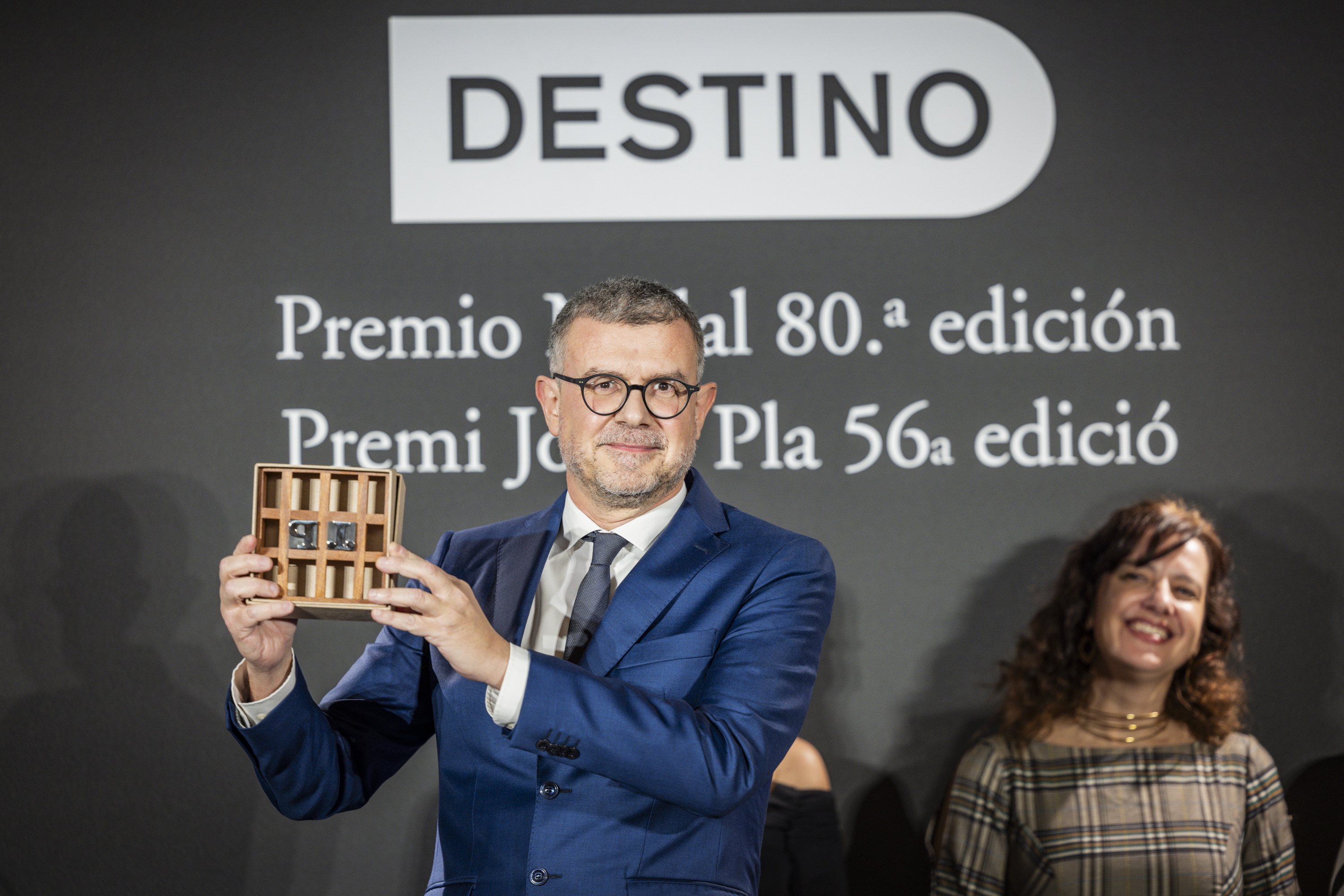 Jaume Clotet guanya el premi Josep Pla 2024 amb la novel·la 'La Germandat de L'Àngel Caigut'