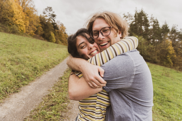 abrazo abrazo