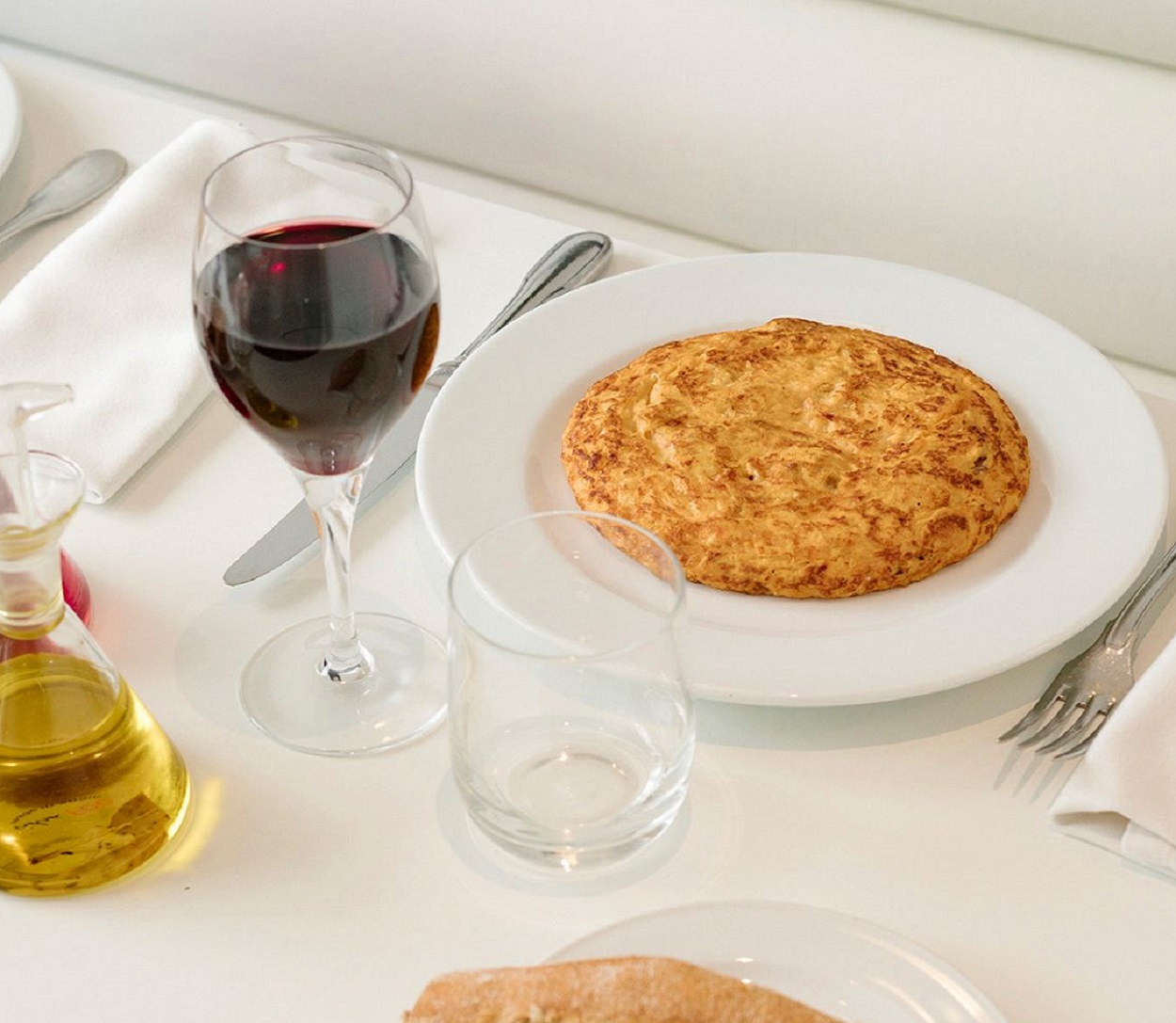 Flash Flash: el restaurant de Barcelona amb els ous més fotogràfics de tot Catalunya