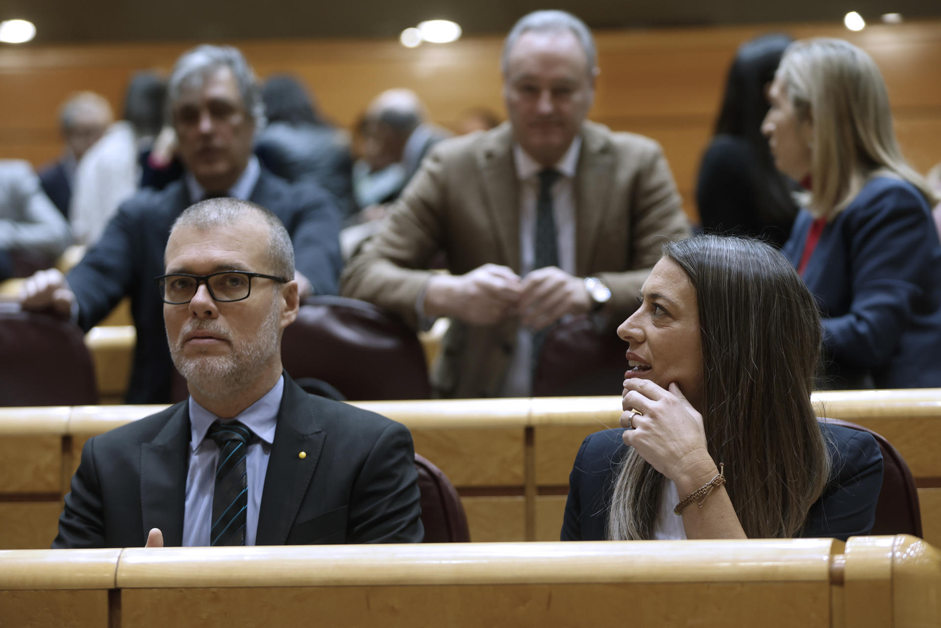Miriam Nogueras al ple del Congrés per aprovar els decrets  / EFE 