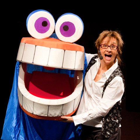 Litterarum de Mora d'Ebre: espectáculos literarios en el campo de batalla