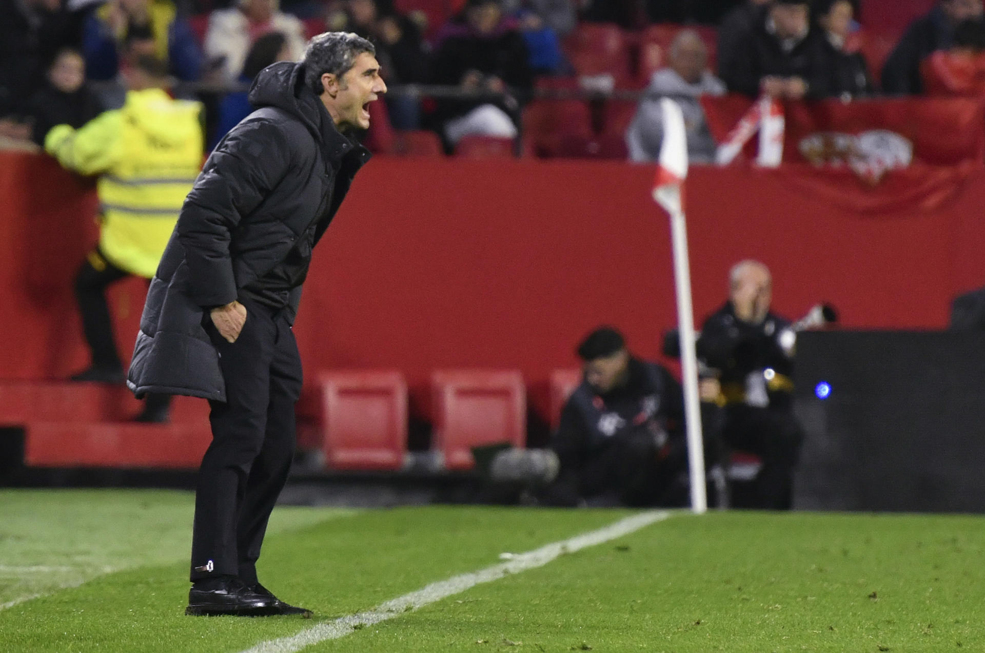 Ernesto Valverde posa sobre la taula la tornada d'un ex del Athletic
