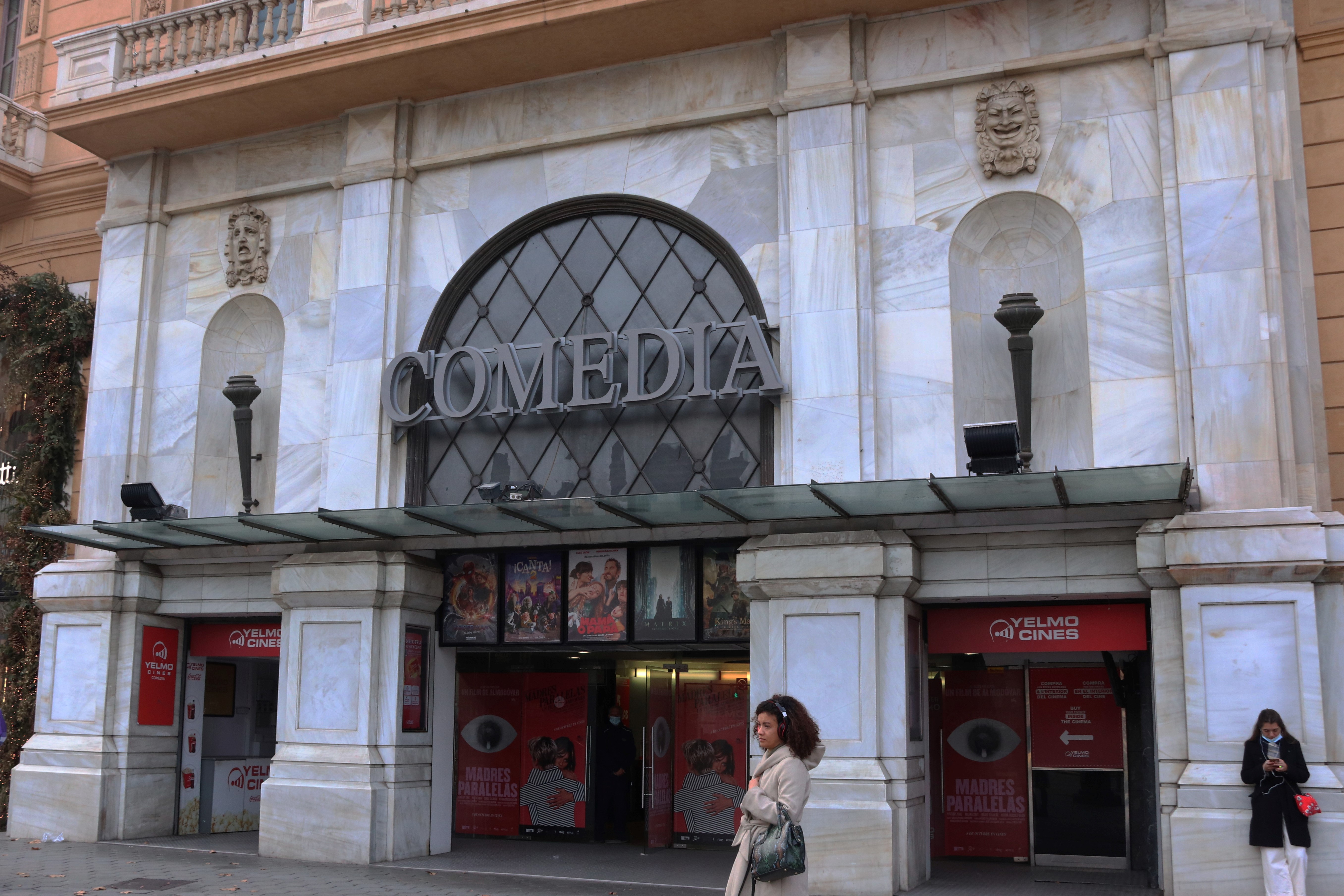 Cultura busca una salida para los cines Comedia para evitar que se pierda un equipamiento "histórico"