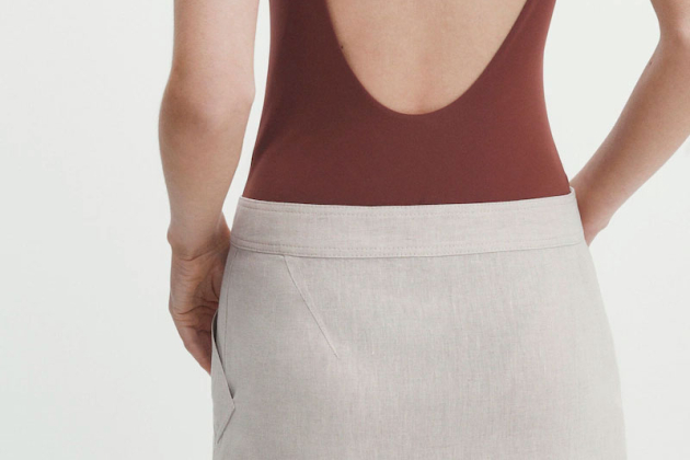 Faldilla|Falda midi amb lli dobli|doblegui botonadura Faldilla|Falda midi amb lli dobli|doblegui botonadura