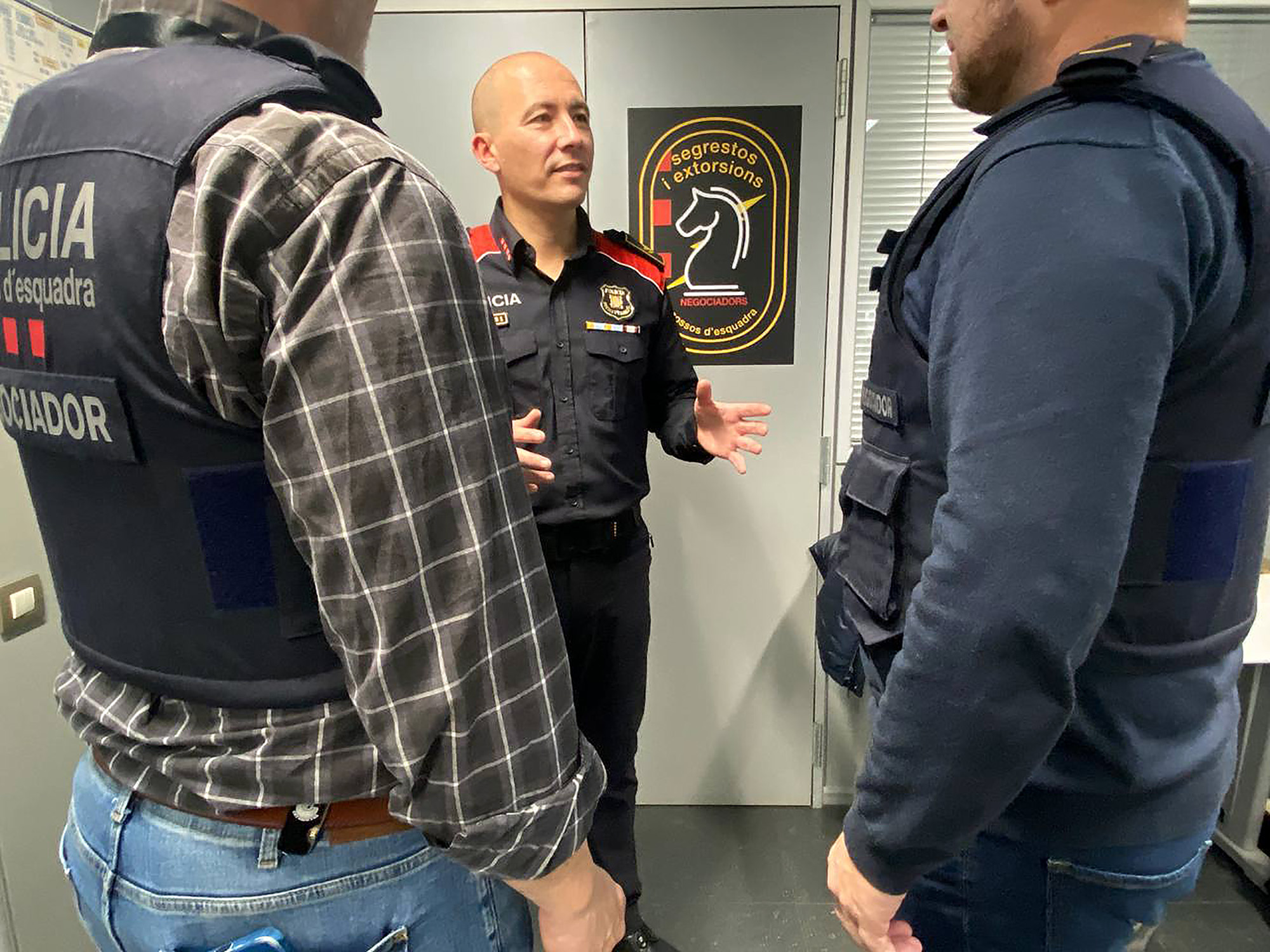 Unitat Central de Segrestos i Extorsions (UCSE) dels Mossos d'Esquadra / Guillem RS Unitat Central de Segrestos i Extorsions (UCSE) dels Mossos d'Esquadra / Guillem RS