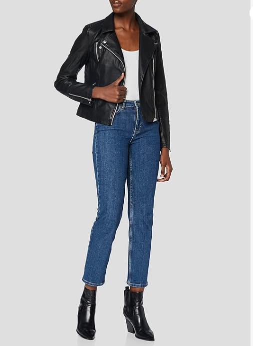 La cazadora de biker de mujer más buscada está en Amazon en 10 colores distinto, impacta la de color rosa