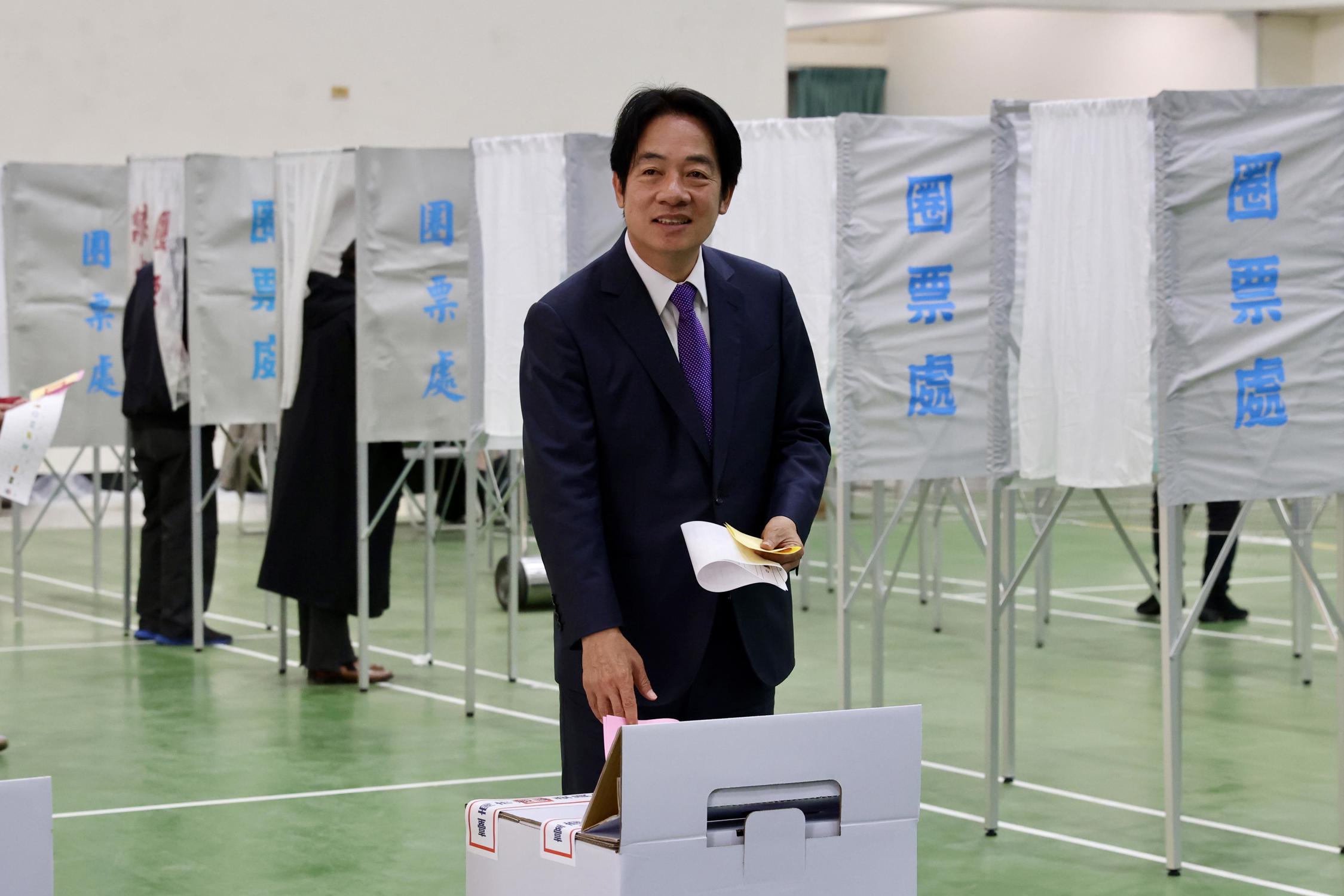 El oficialista Lai Ching-te se impone en las presidenciales de Taiwán con el 40,3% de los votos