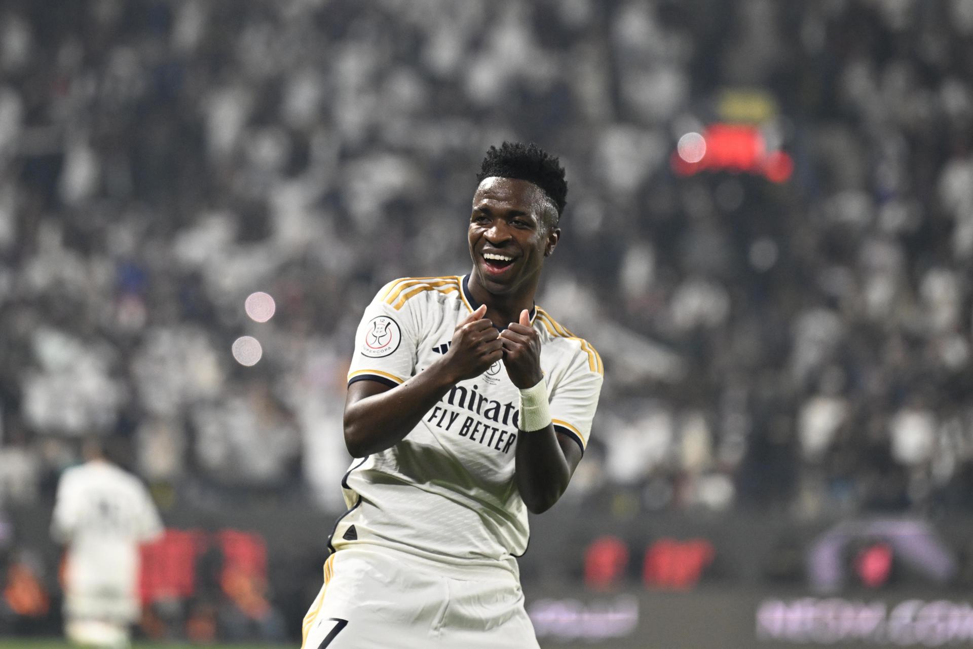 3 equips arriben als 200 milions per Vinícius