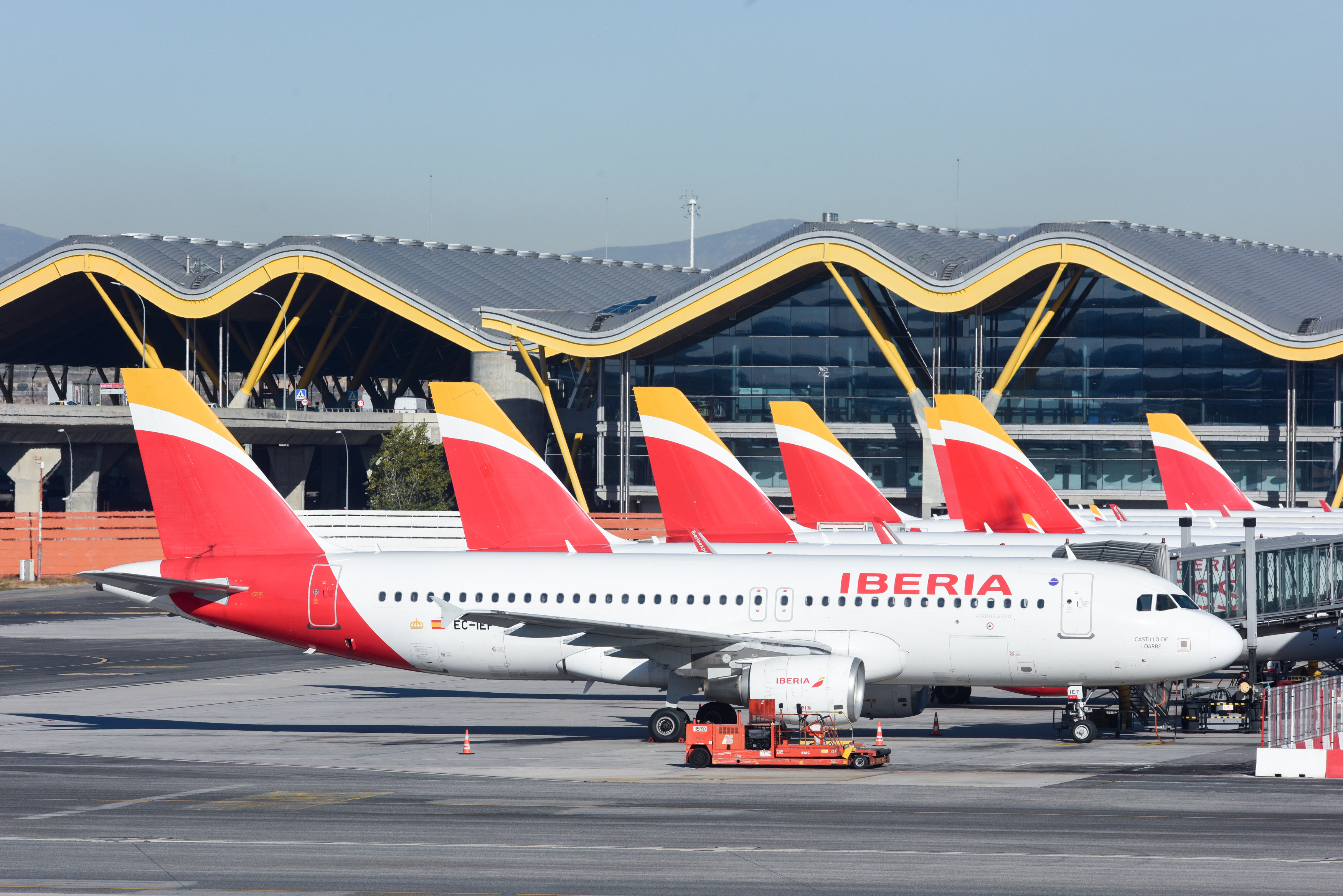 EuropaPress 5674456 aviones aparcados pistas ultimo dia huelga servicio handling iberia