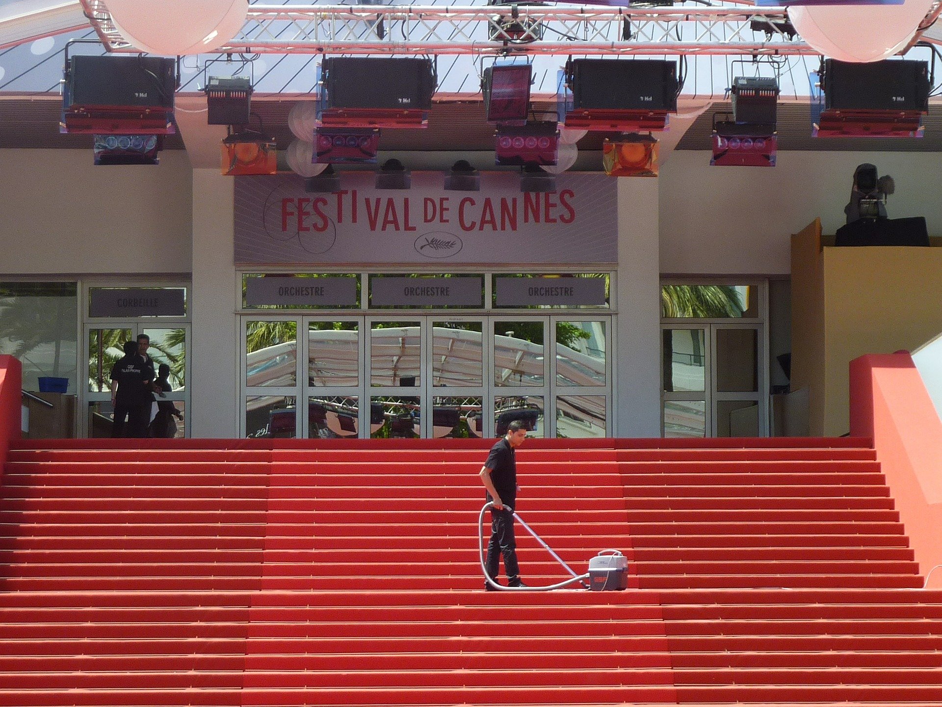 El Festival de Cannes se aplaza hasta julio por la pandemia