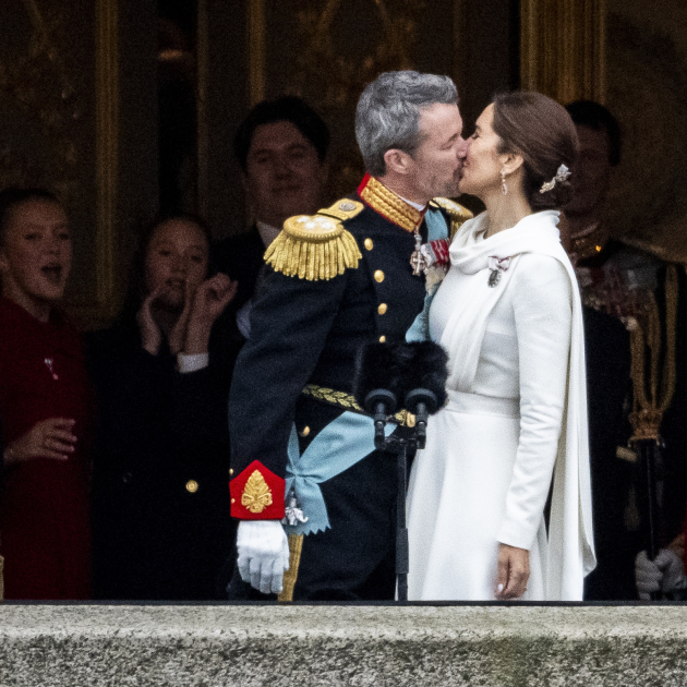 beso Federico Mary EFE beso Federico Mary EFE