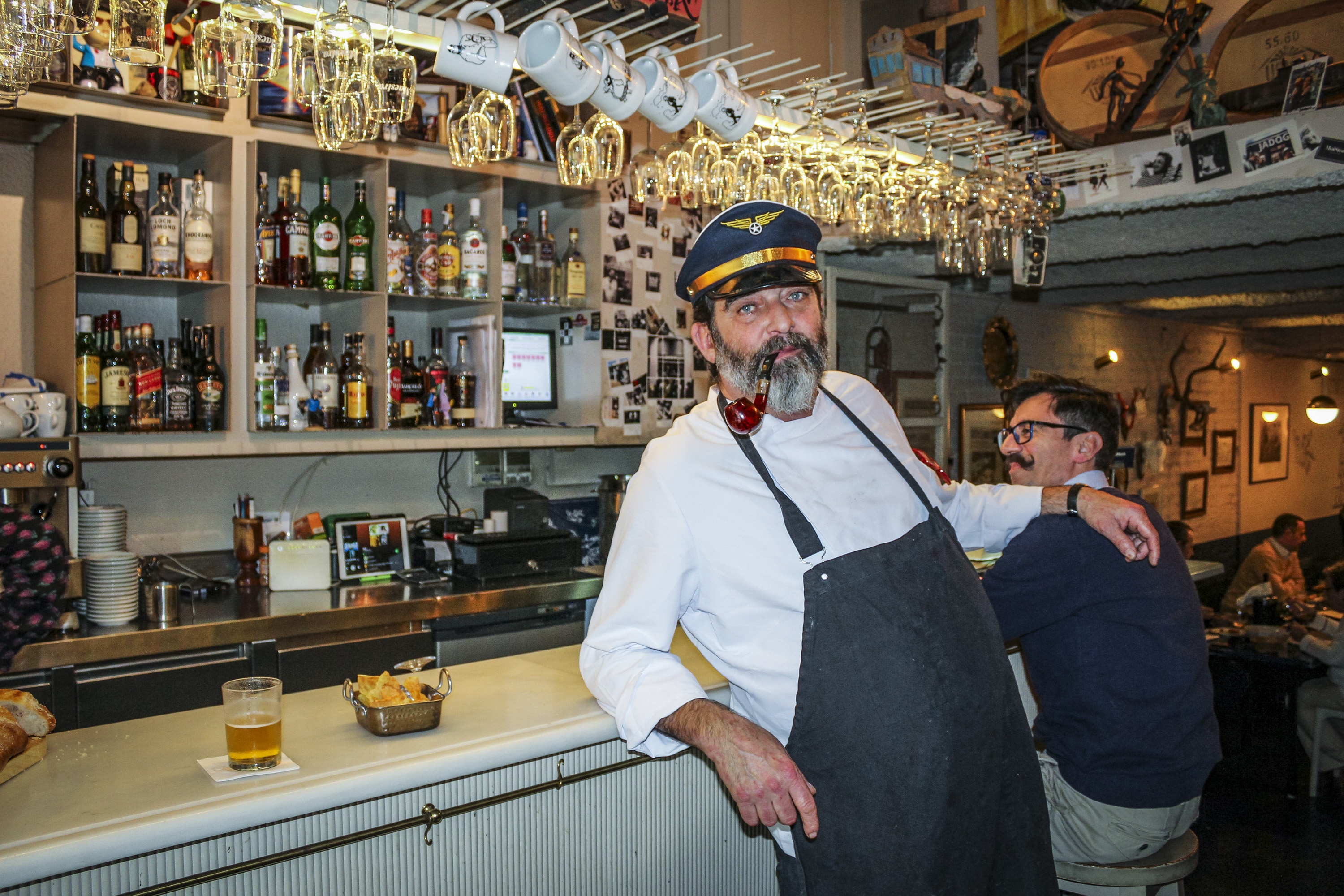 La taverna més canalla de Barcelona és a l’Antiga Esquerra de l’Eixample: llamps i trons!