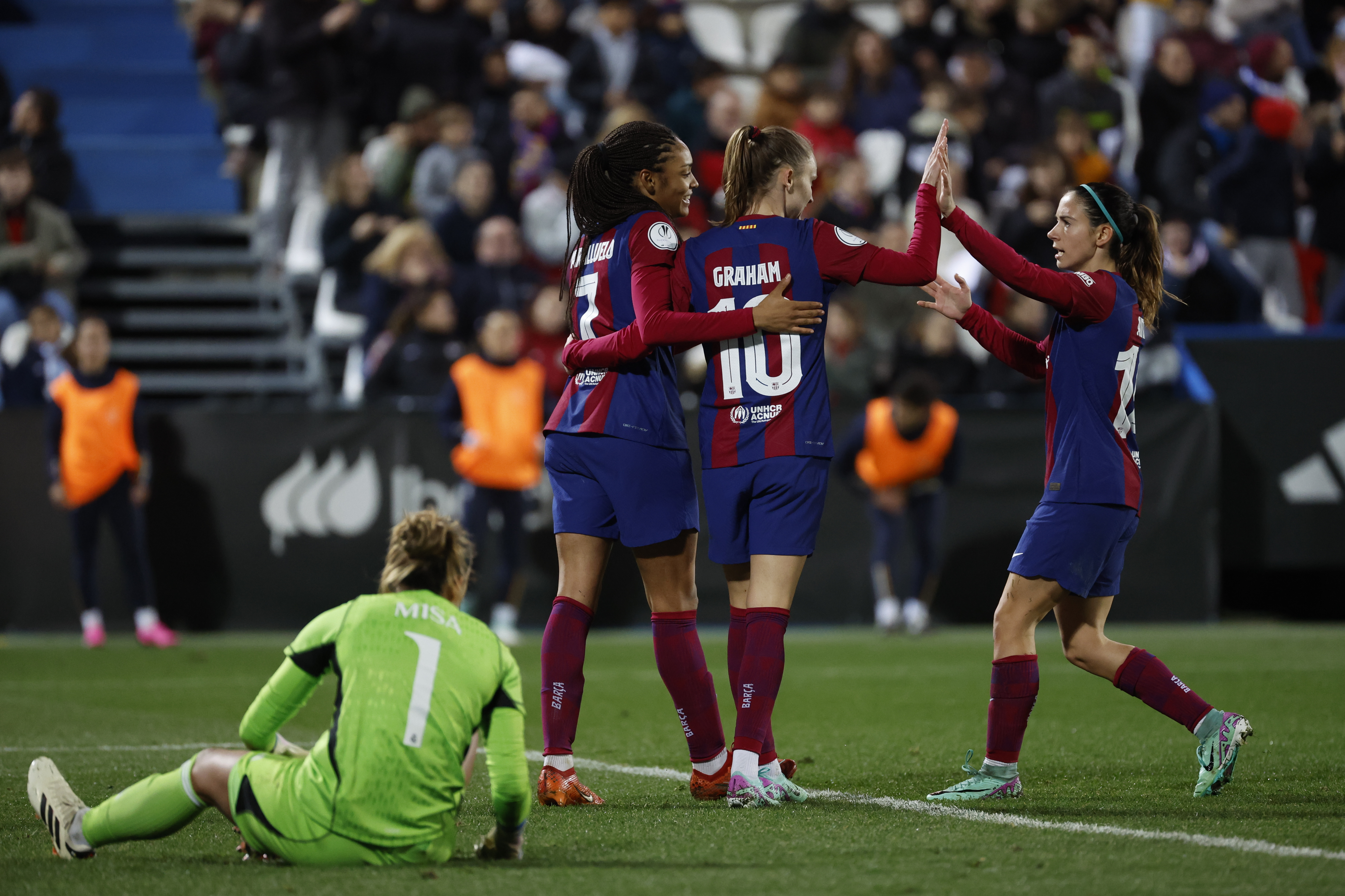 El Barça femení tampoc admet debat al Clàssic de Supercopa (4-0) i se cita amb el Llevant a la final