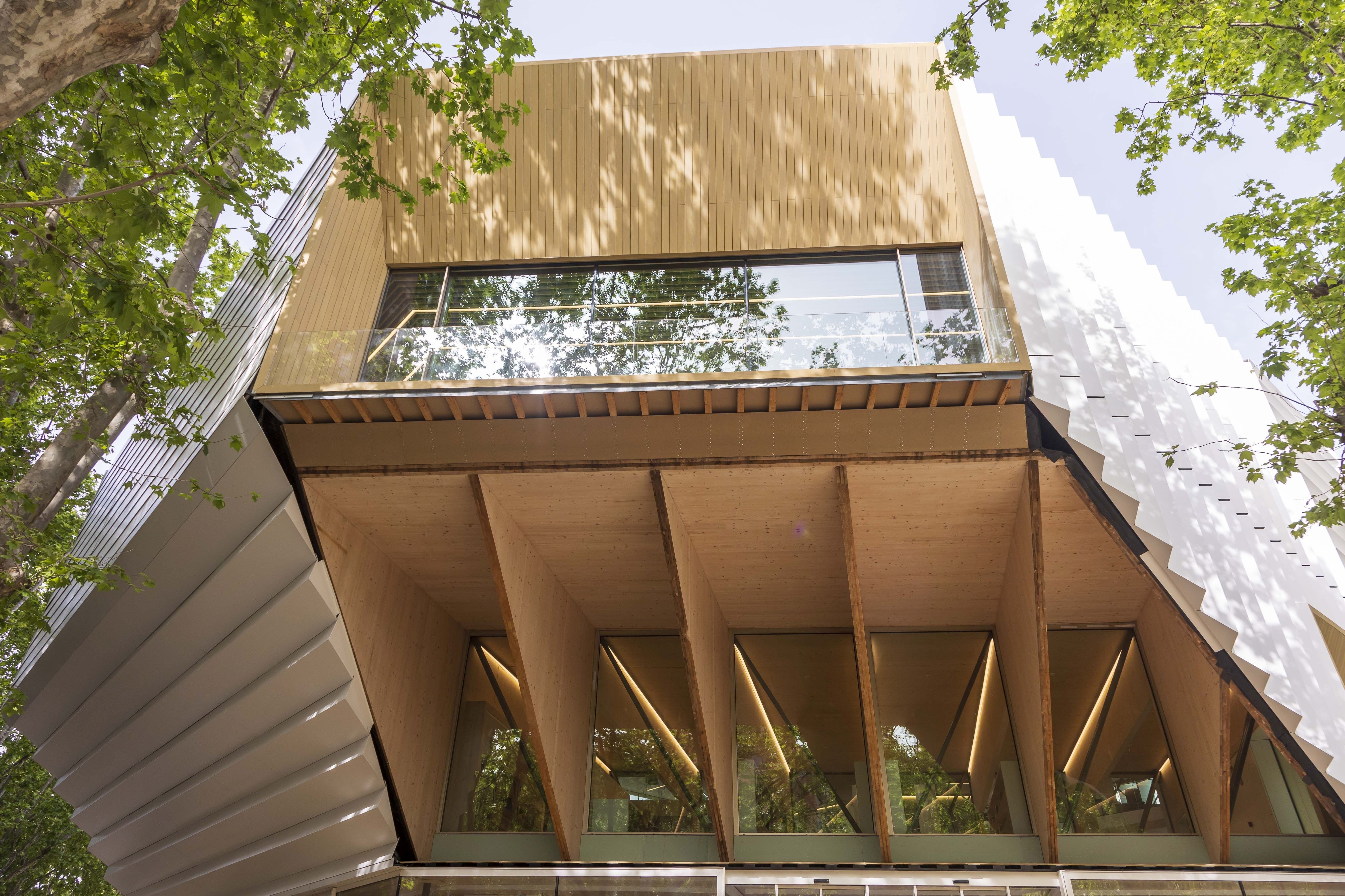 La biblioteca García Márquez de Barcelona opta al Premio Mies van der Rohe d'Arquitectura 2024