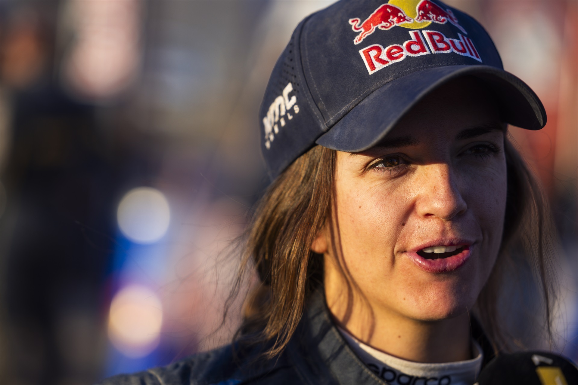 Cristina Gutiérrez fa història i es converteix en la primera dona espanyola en guanyar el Dakar