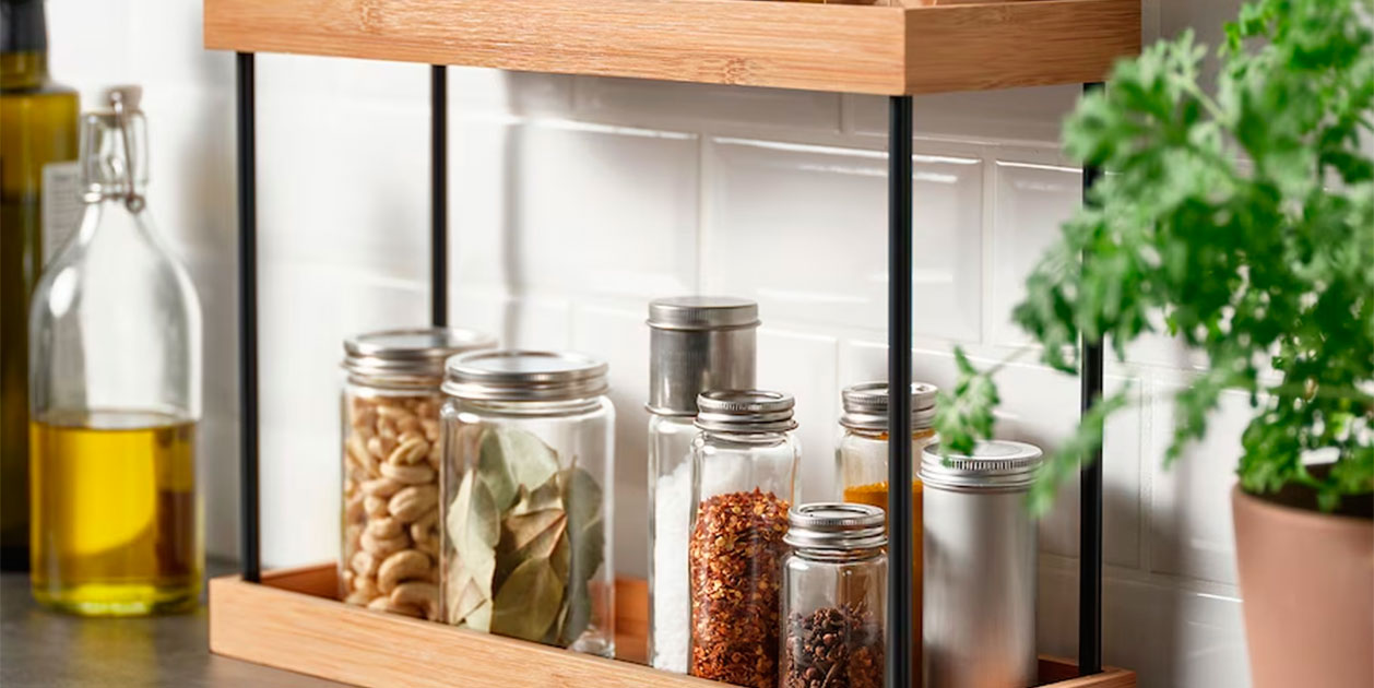 Gana espacio en la encimera de la cocina sin agujeros con la solución de Ikea
