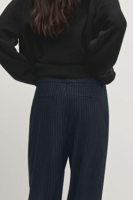Pantalón pinzas raya diplomática Pantalón pinzas raya diplomática