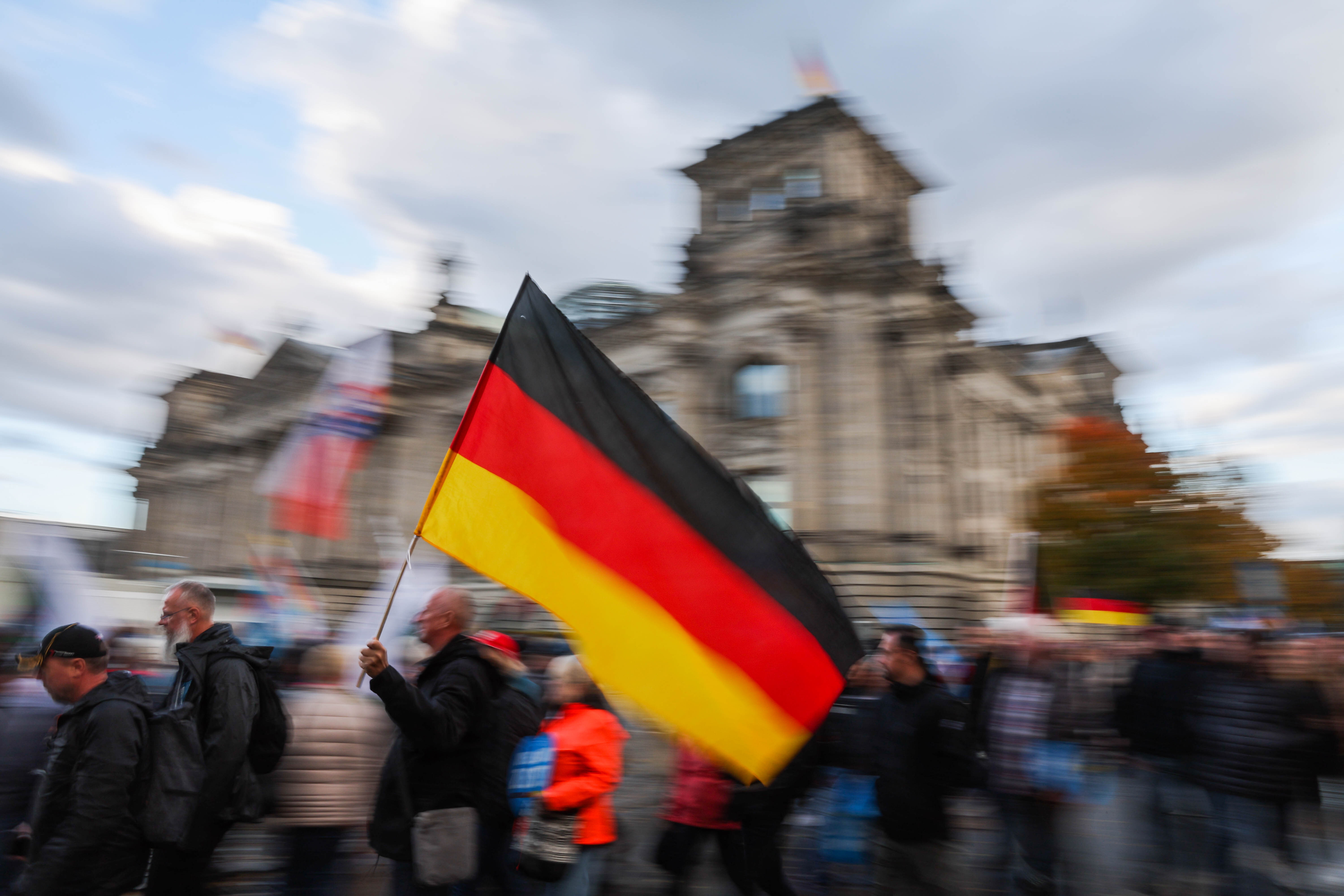 ¿Qué está pasando con el partido de extrema derecha AfD en Alemania?