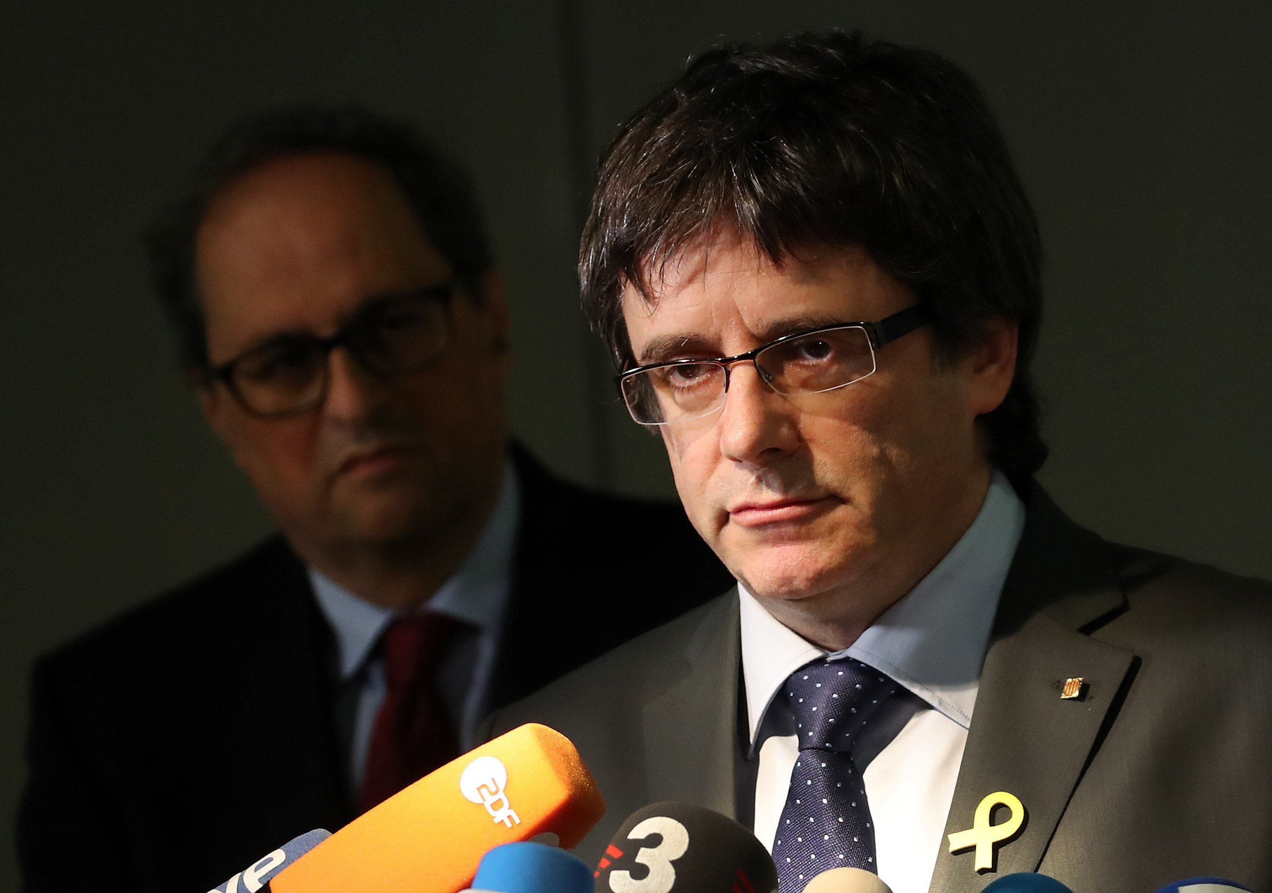 Puigdemont, a Casado: "Si hacen exiliar a los demócratas, sólo quedarán los fascistas"