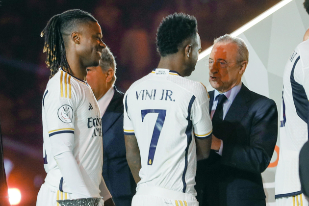 Florentino Pérez, Vinicius y Camavinga en la final de la Supercopa / Foto: EFE