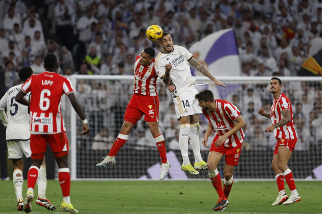 Joselu Mato Kaiky Real Madrid Almería / Foto: EFE