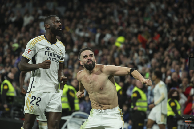 Carvajal i Rudiger celebren la remuntada del Reial Madrid contra l'Almeria / Foto: EFE