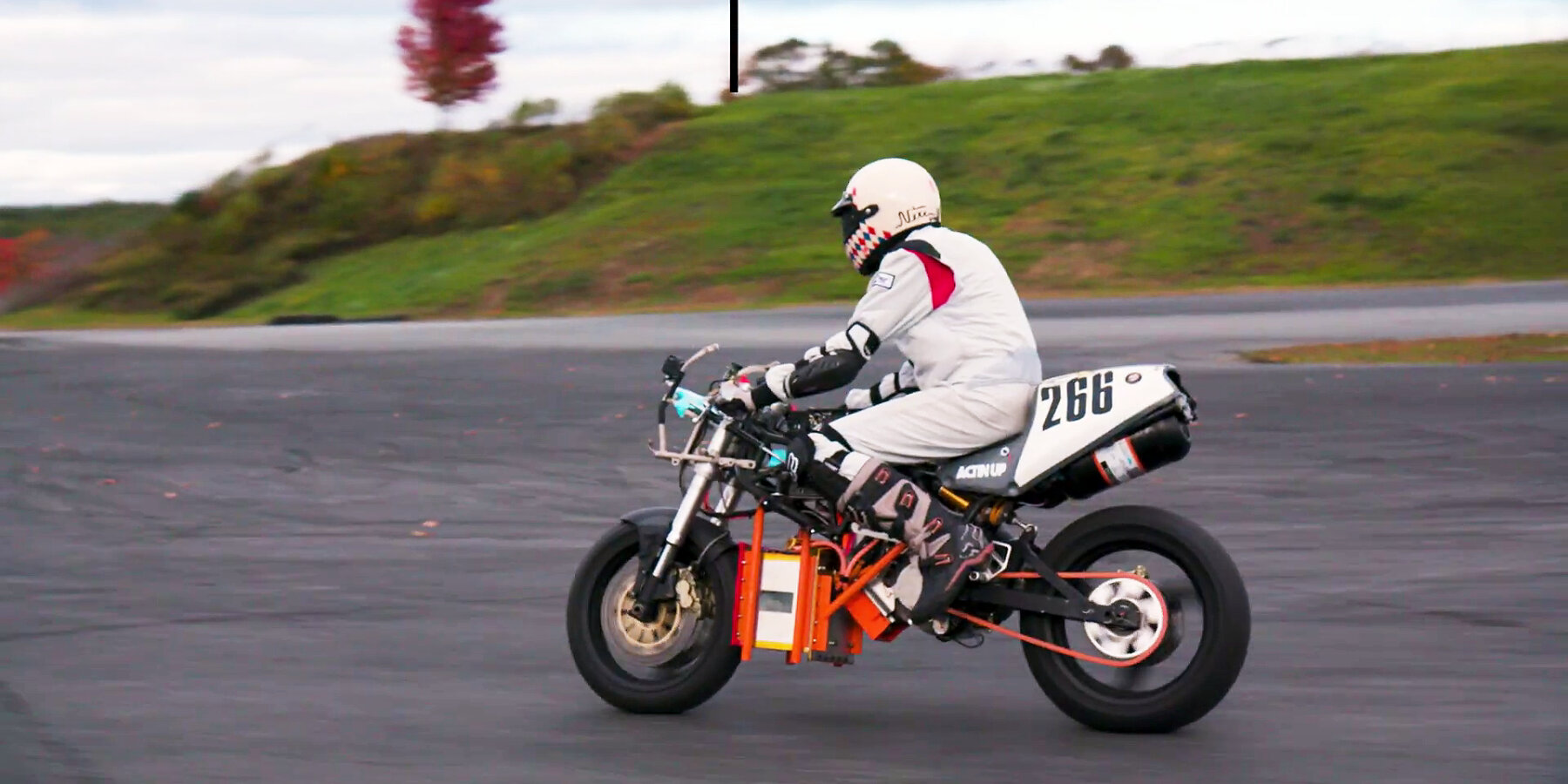El MIT construye una moto que se mueve gracias a una pila de hidrógeno