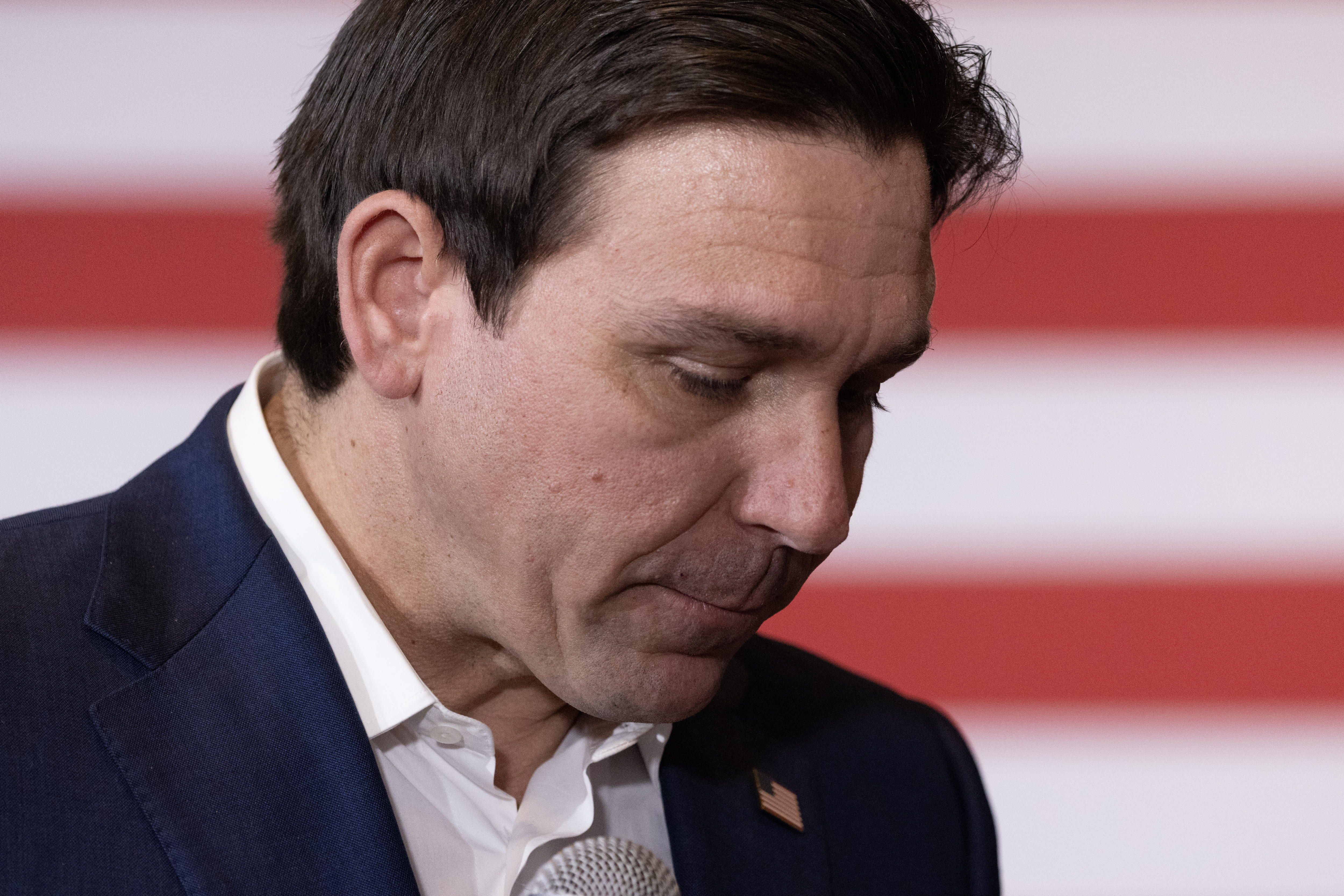 ¿Por qué Ron DeSantis se ha retirado de las primarias?