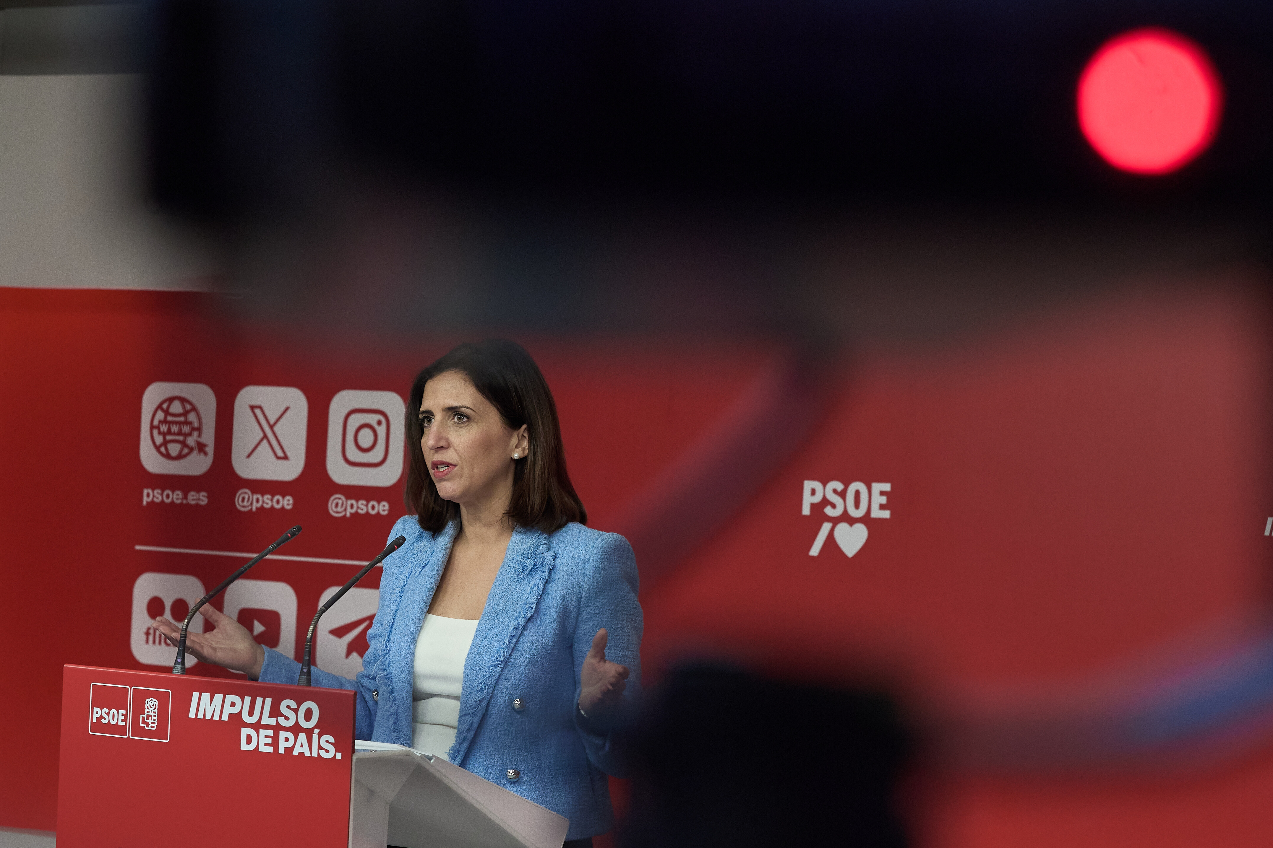 The PSOE sees Spanish democracy "more complete" with the return of the Catalan exiles