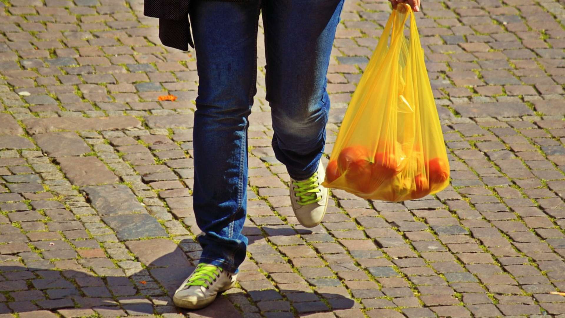 5 idees increïbles per aprofitar les bosses de plàstic que tens per casa