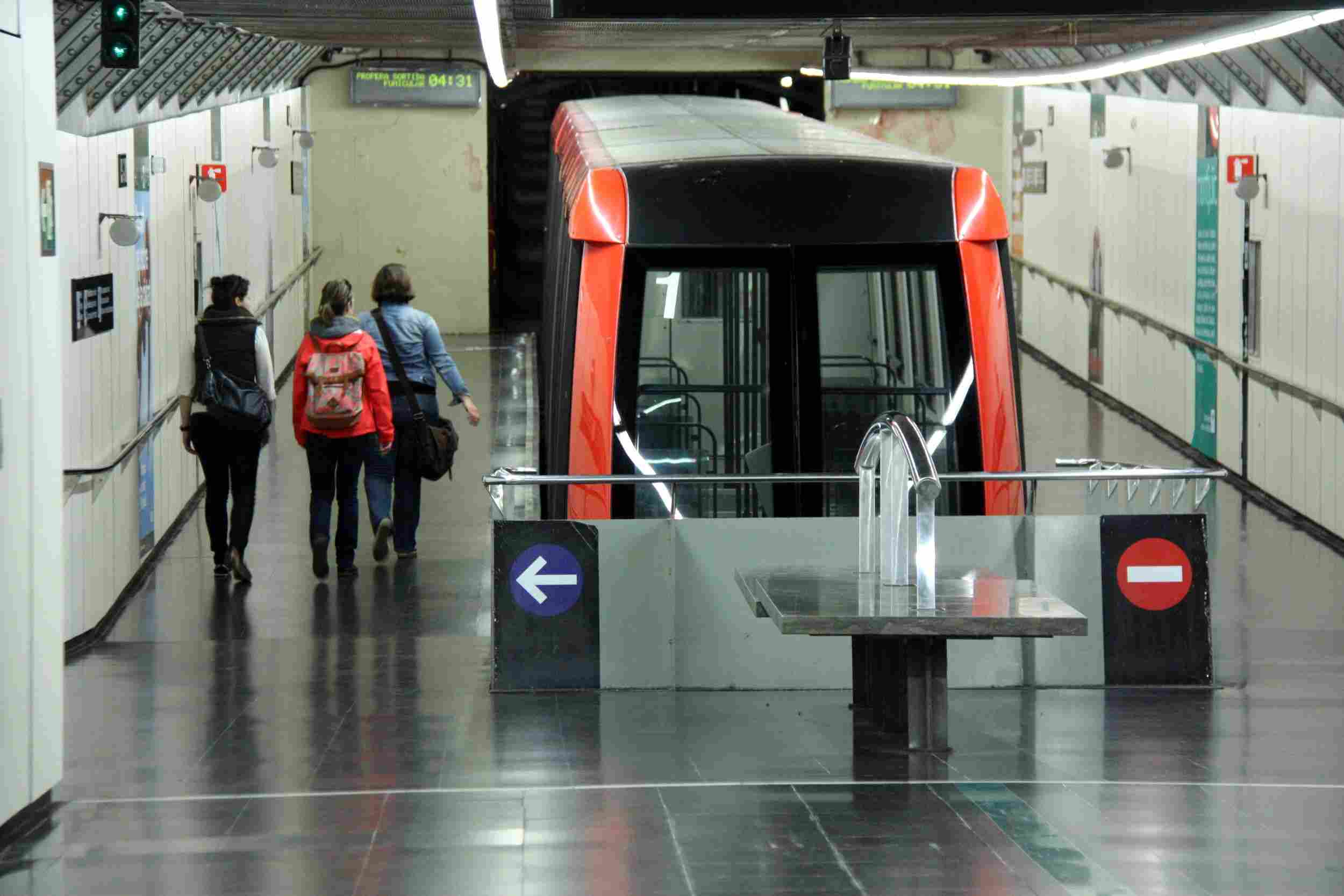 El funicular de Montjuïc, fora de servei durant vint dies per revisió de les instal·lacions
