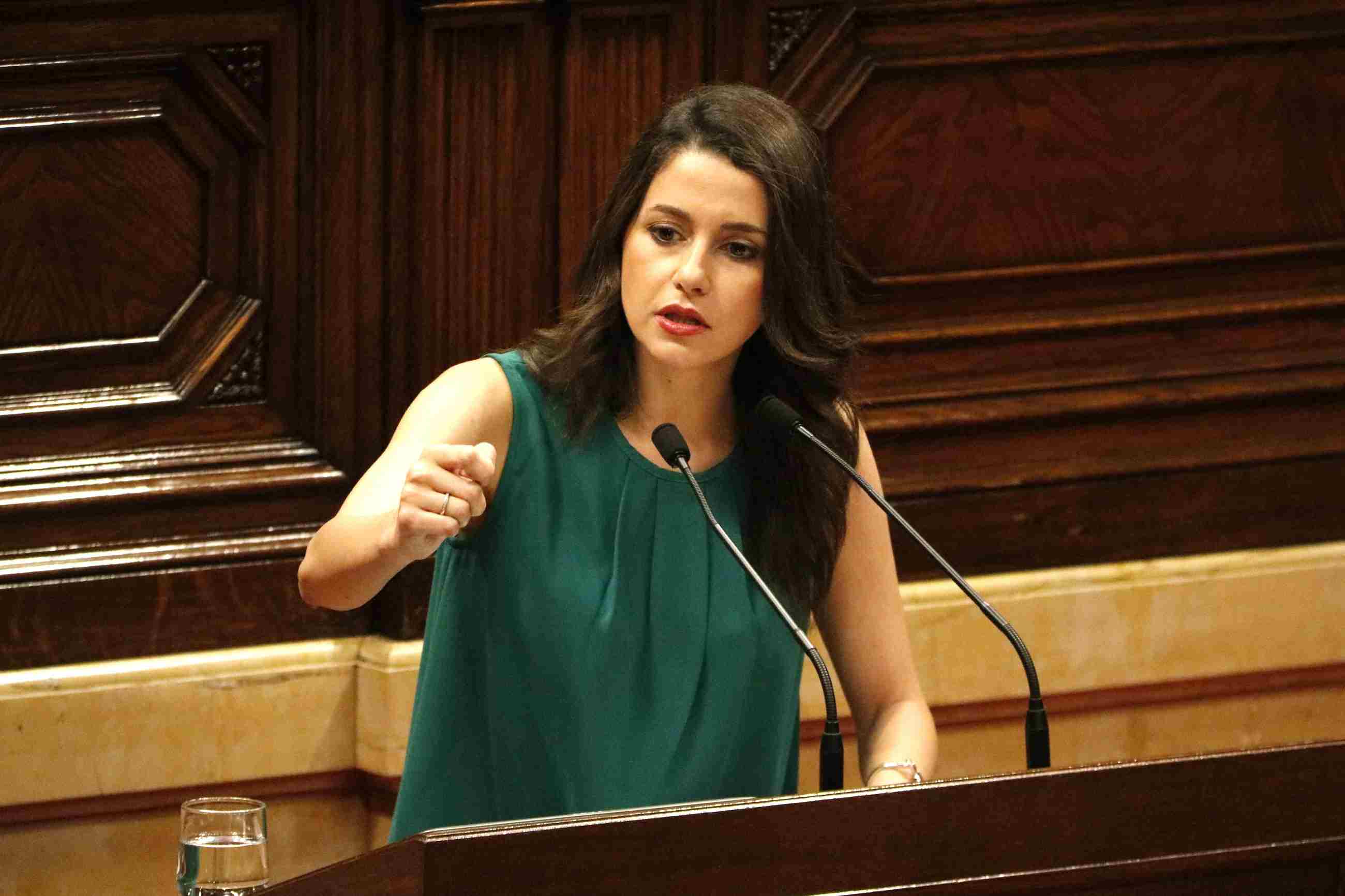 Arrimadas: "Pienso en cuatro años más de procés y me muero"