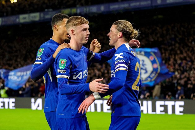 Escola Palmer i Gallagher celebrant un gol del Chelsea / Foto: Europa Press