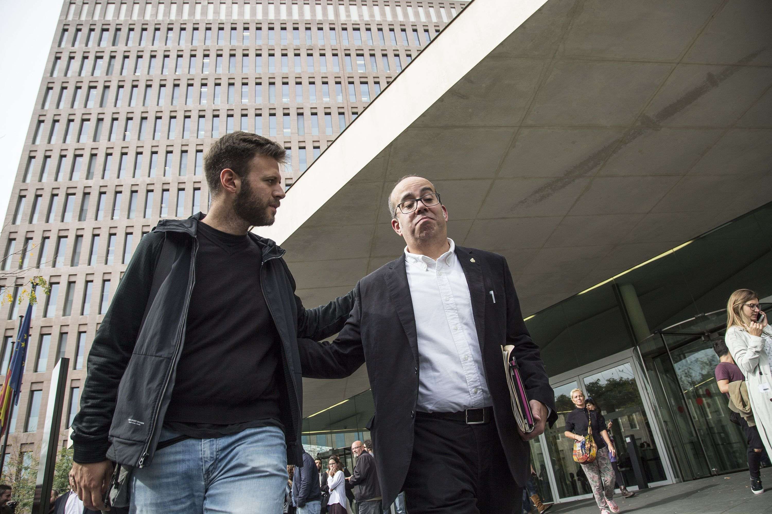 El juez cita como investigados seis concejales de Badalona por el 12-O