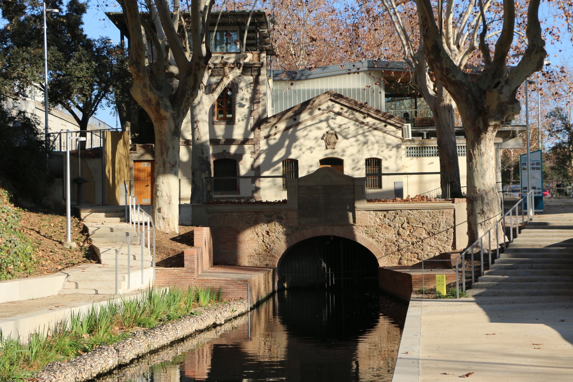 Montcada reestrena el Parc de les Aigües, al naixement del Rec Comtal