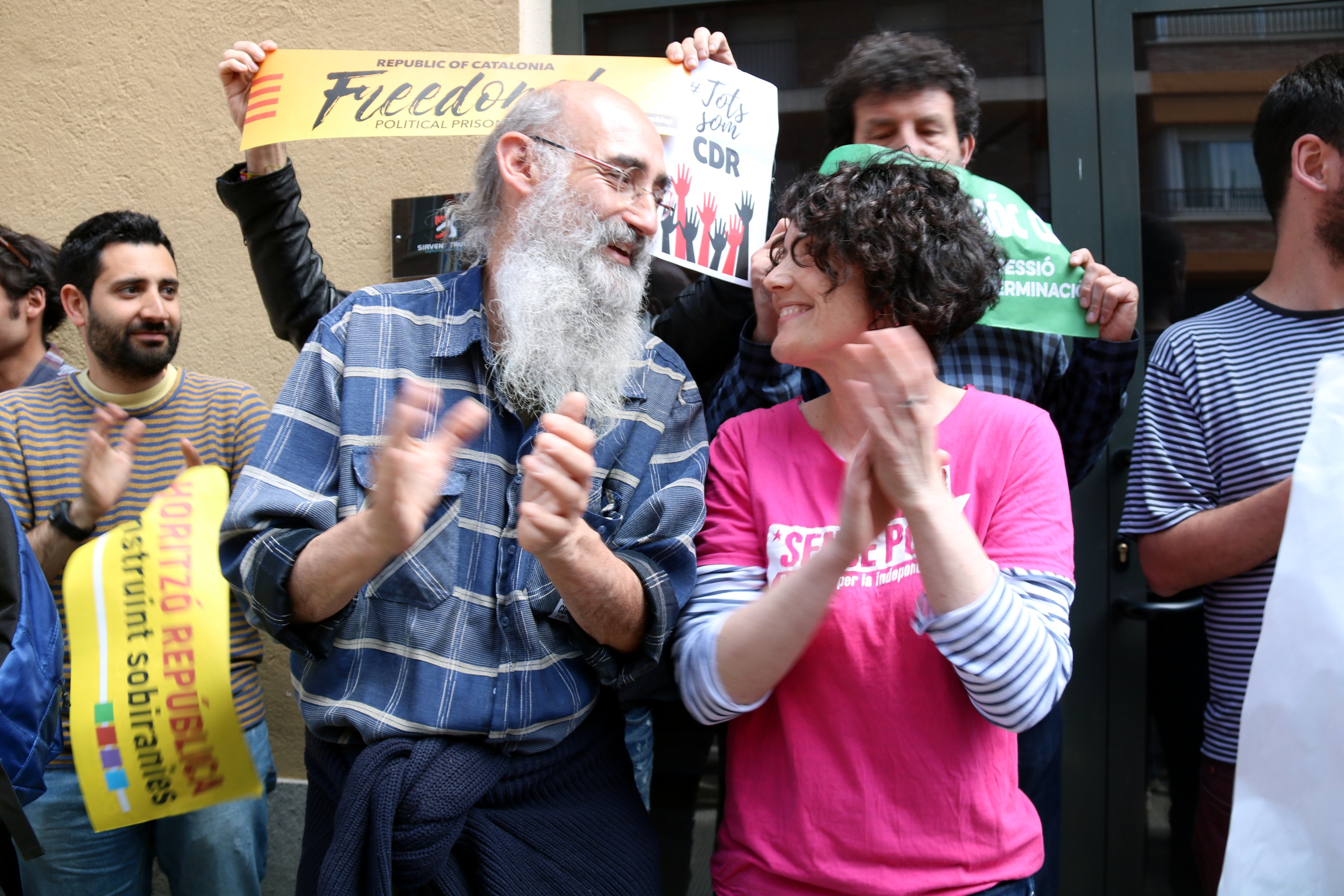 La jutgessa ordena detenir dos regidors de la CUP investigats pels talls del 8-N