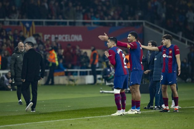 Ronald Araujo quejándose Barça / Foto: EFE