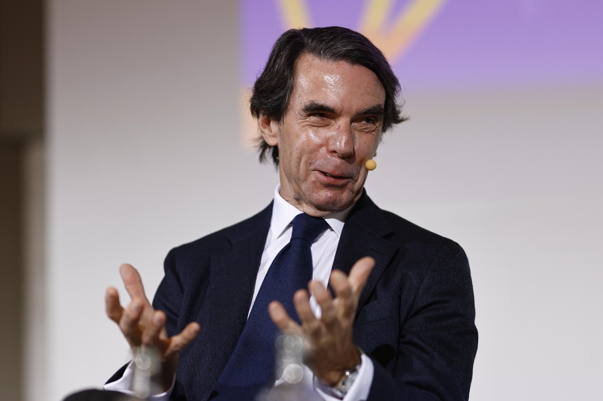 La fundación de Aznar atiza la catalanofobia hurgando en la condonación de la deuda a Catalunya