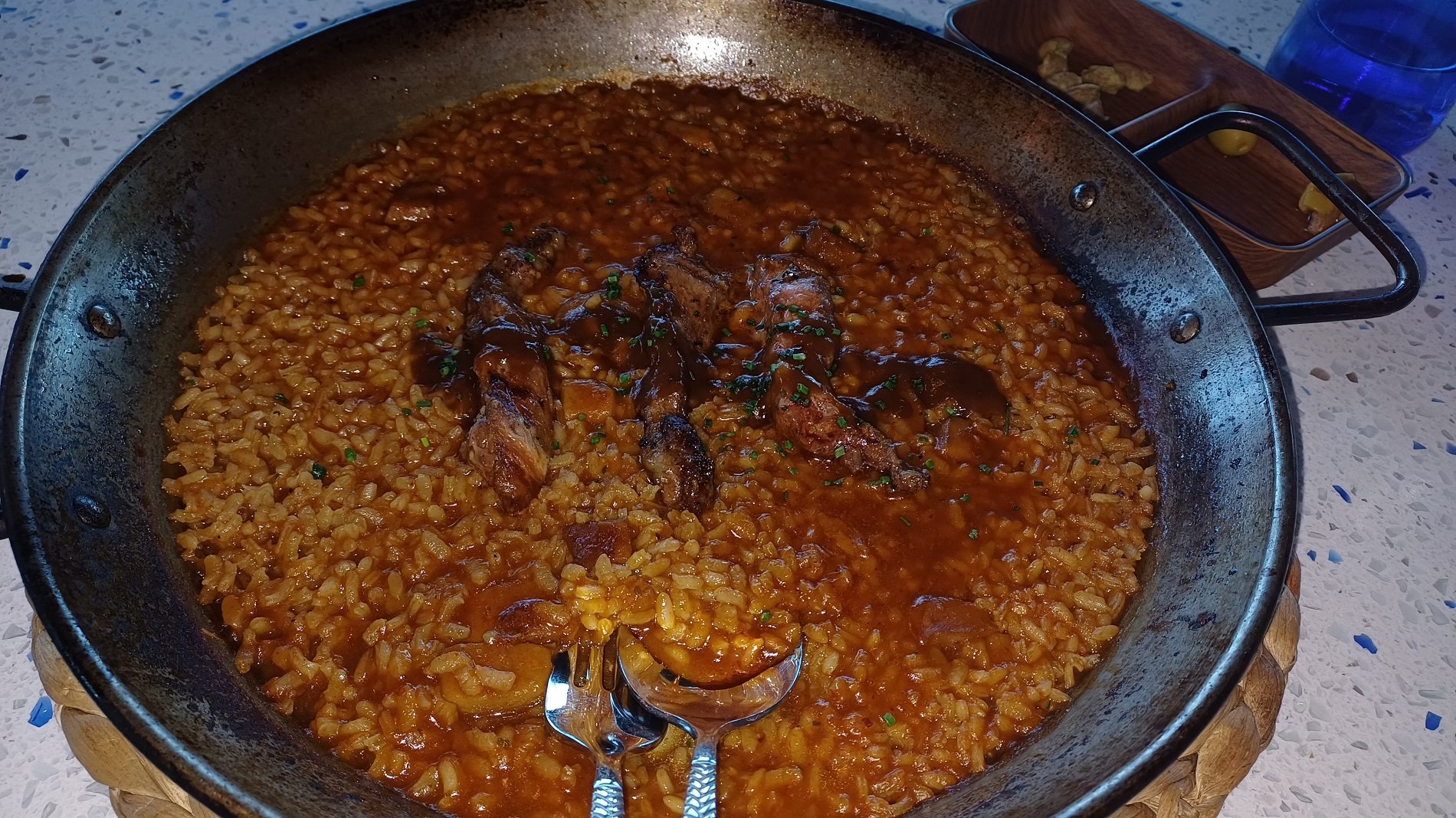 11 nudos: un restaurante aéreo en Barcelona con vistas 360 grados de la ciudad y toques marítimos