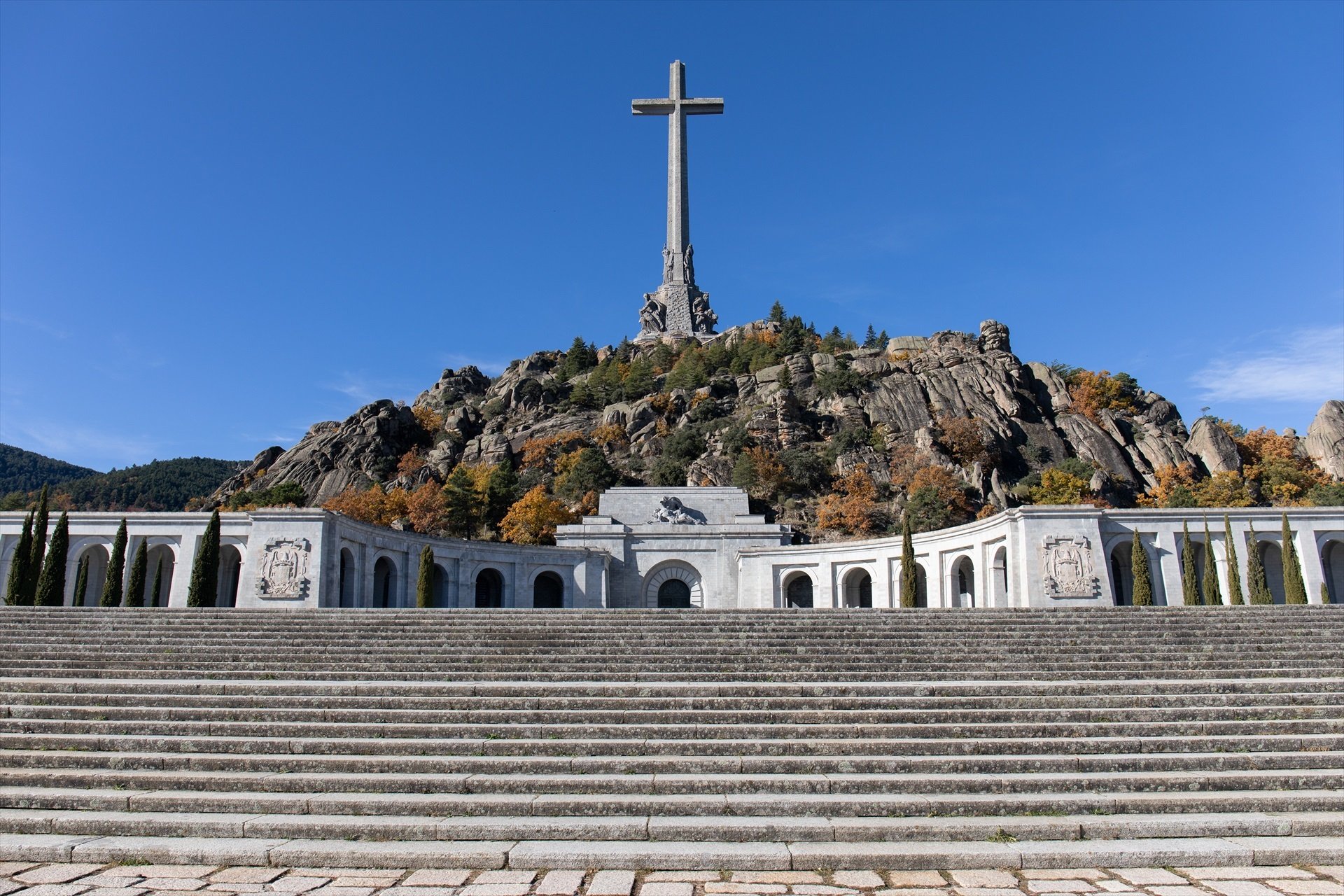 L'Audiència Nacional inadmet el recurs contra les exhumacions al Valle de los Caídos