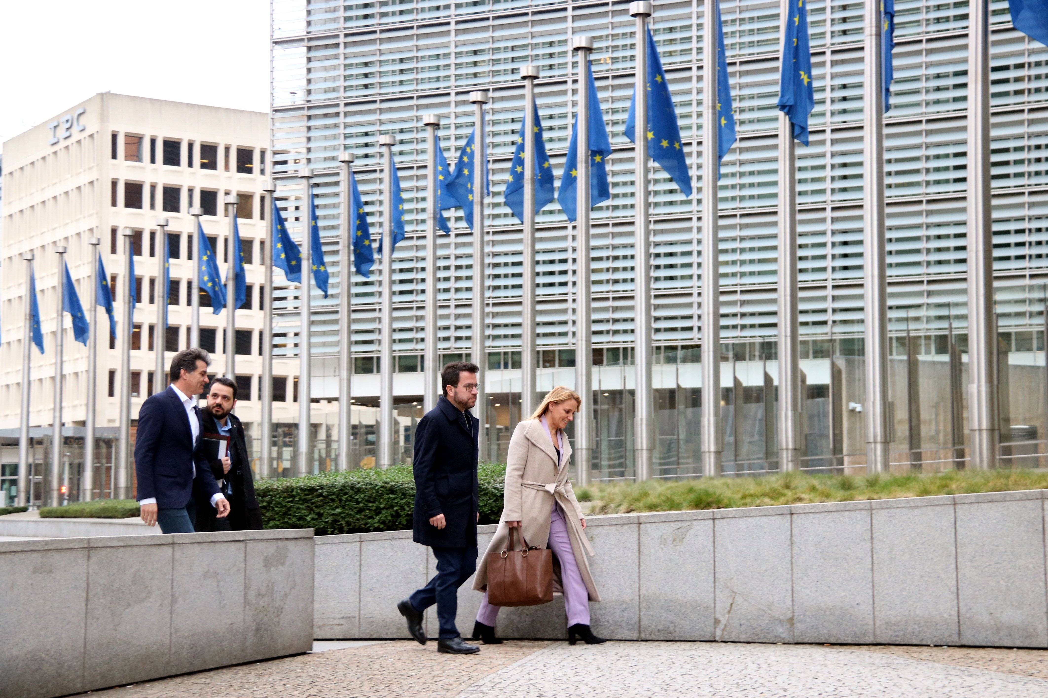 El debate de la amnistía se cuela en las reuniones del Govern con eurocomisarios en Bruselas
