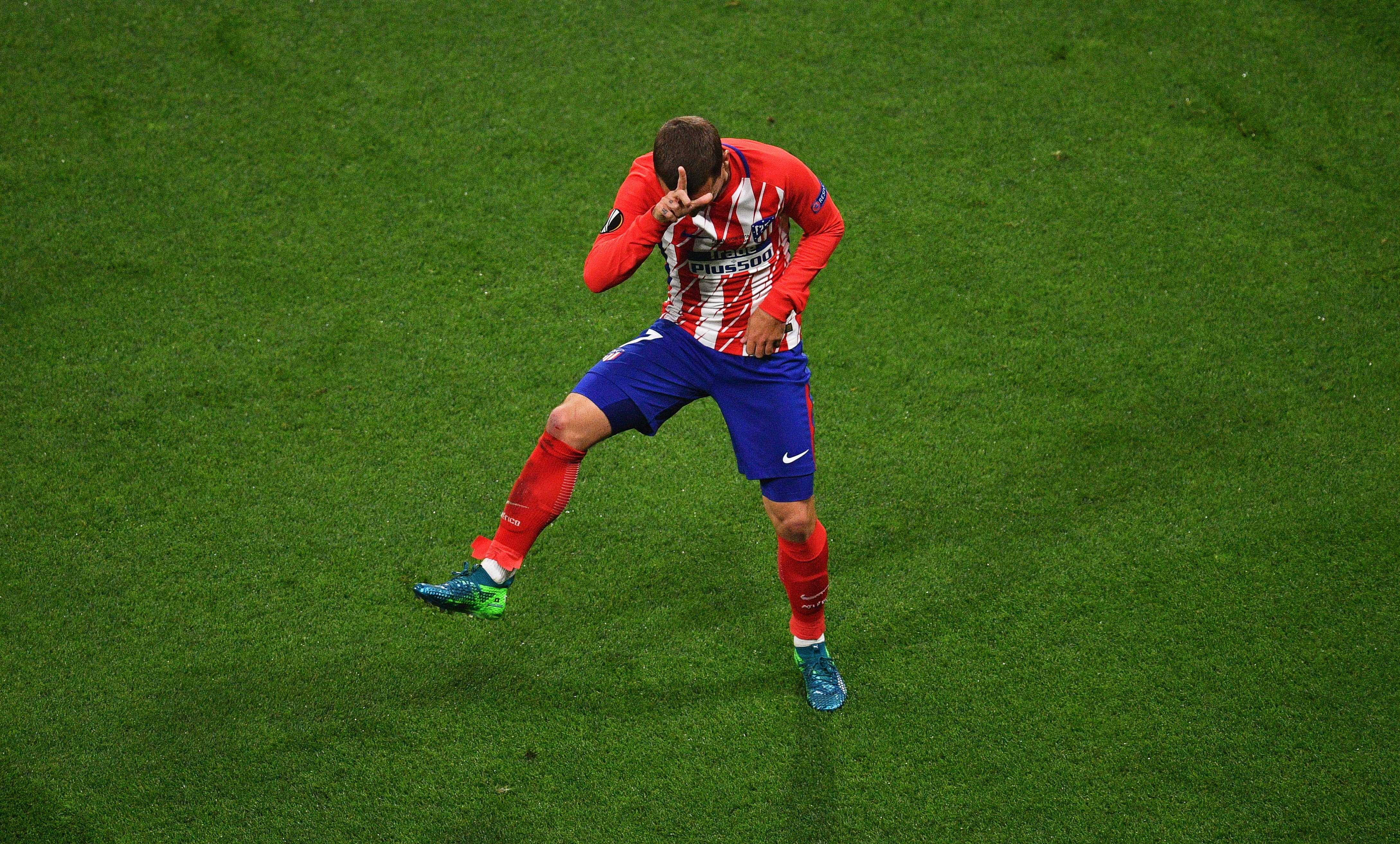 Griezmann convierte al Atlético en campeón de la Europa League (0-3)