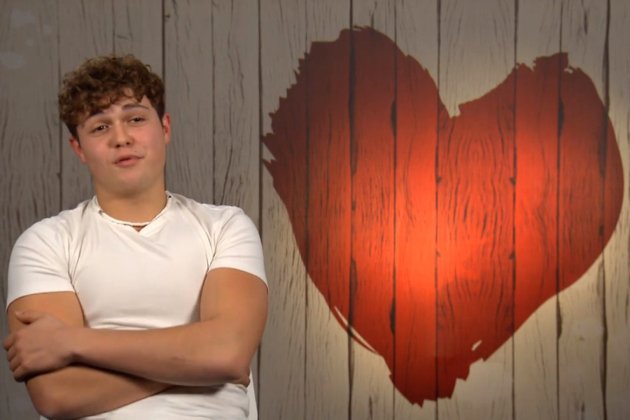 ALeix 2 First Dates Cuatro ALeix 2 First Dates Cuatro