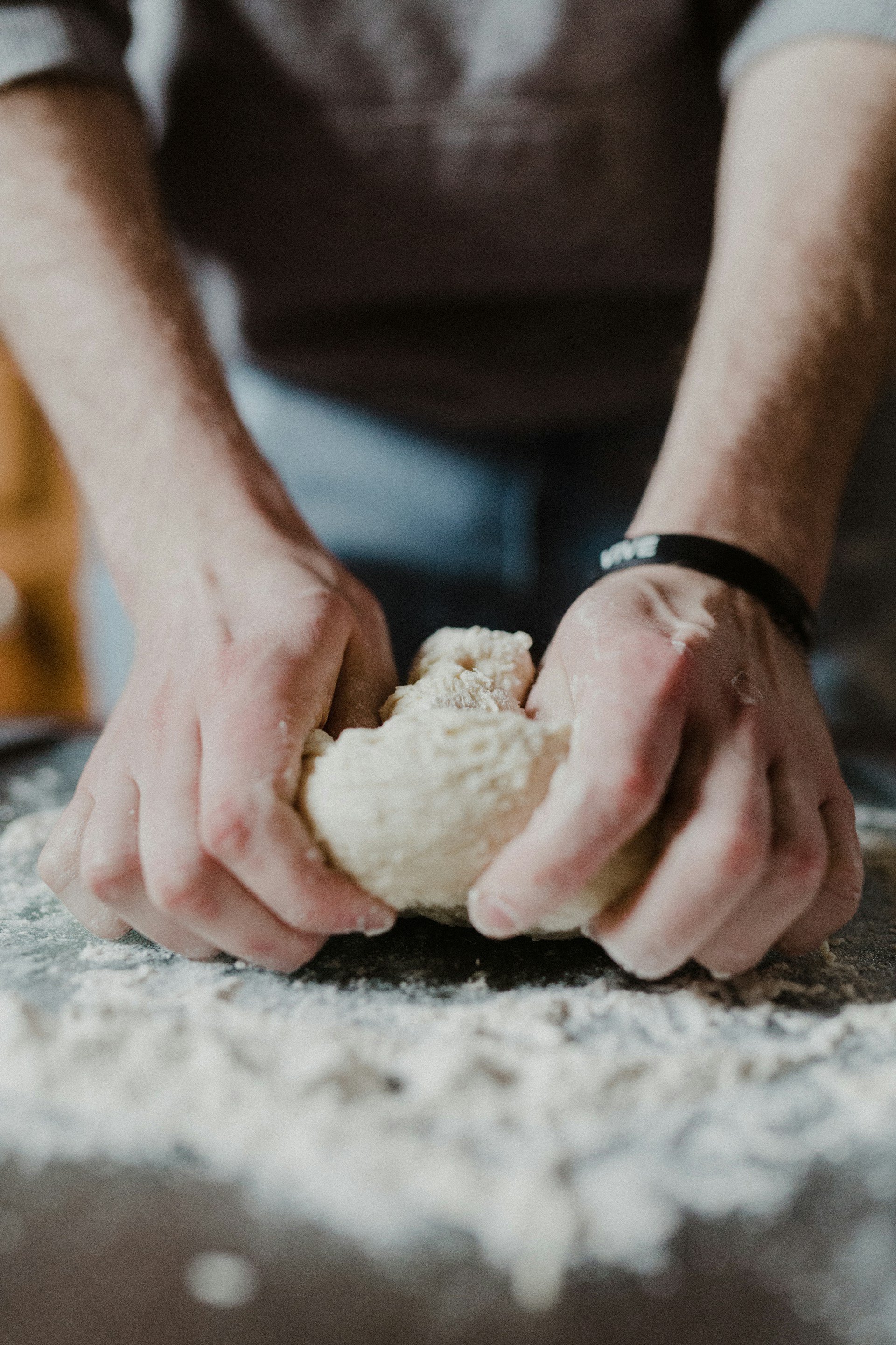 Cómo hacer un pan de cristal crujiente en casa