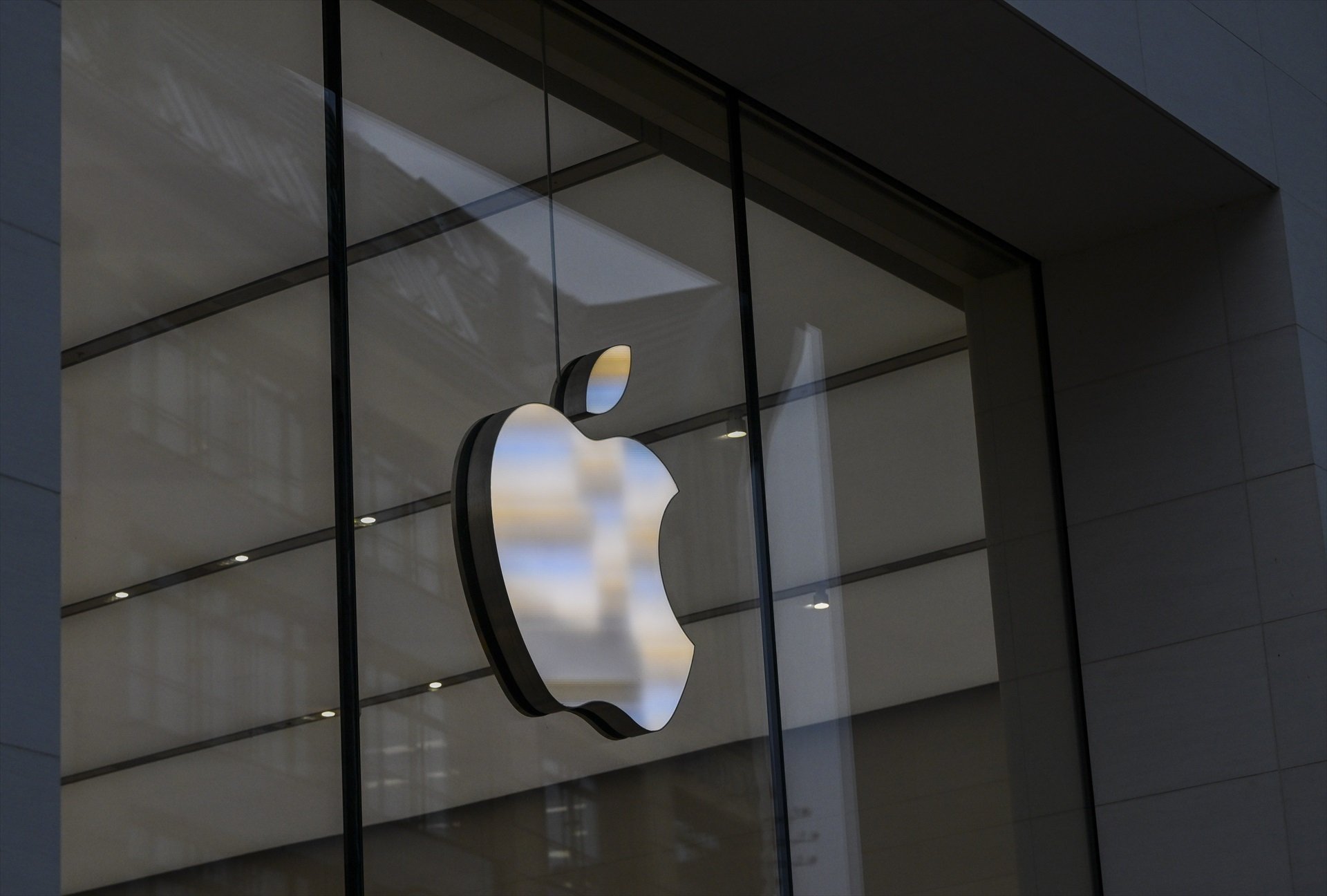 El móvil plegable de Apple contará con una pantalla autorreparable