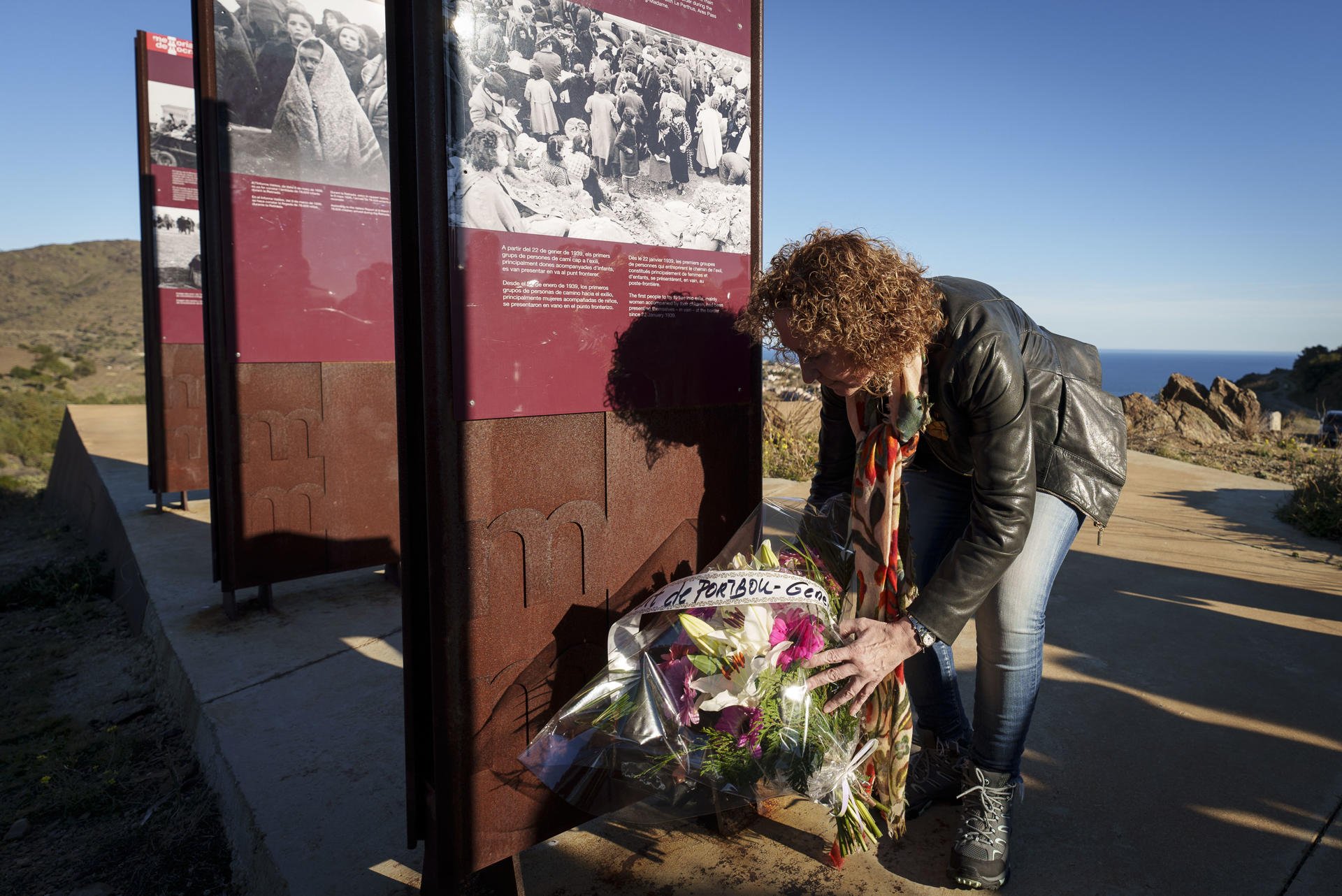 Homenaje desde Portbou a los más de 220.000 republicanos que se exiliaron cruzando los Pirineos