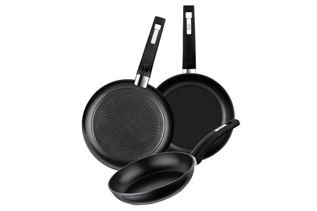 BRA Set de 3 sartenes de aluminio forjado con antiadherente, 18 22 26 cm, aptas para todo tipo de cocinas incluida inducción y vitrocerámica, BRA Set de 3 sartenes de aluminio forjado con antiadherente, 18 22 26 cm, aptas para todo tipo de cocinas incluida inducción y vitrocerámica,