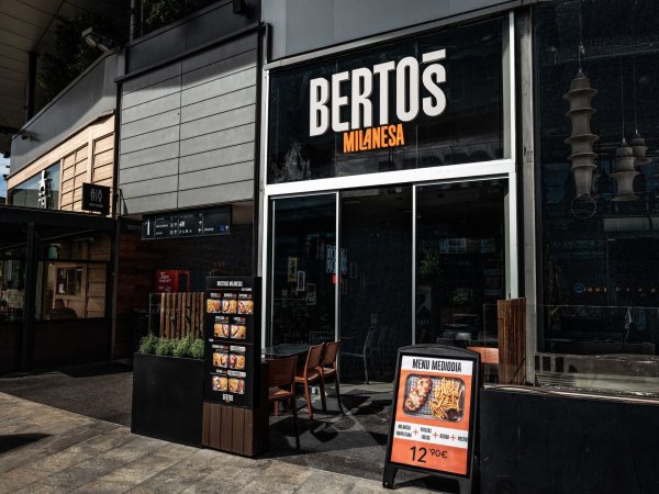 Exterior Berto's Milanesa Exterior Berto's Milanesa