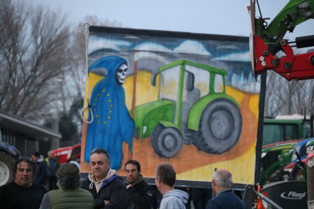 tractores fontajau girona protesta agricultores foto acn